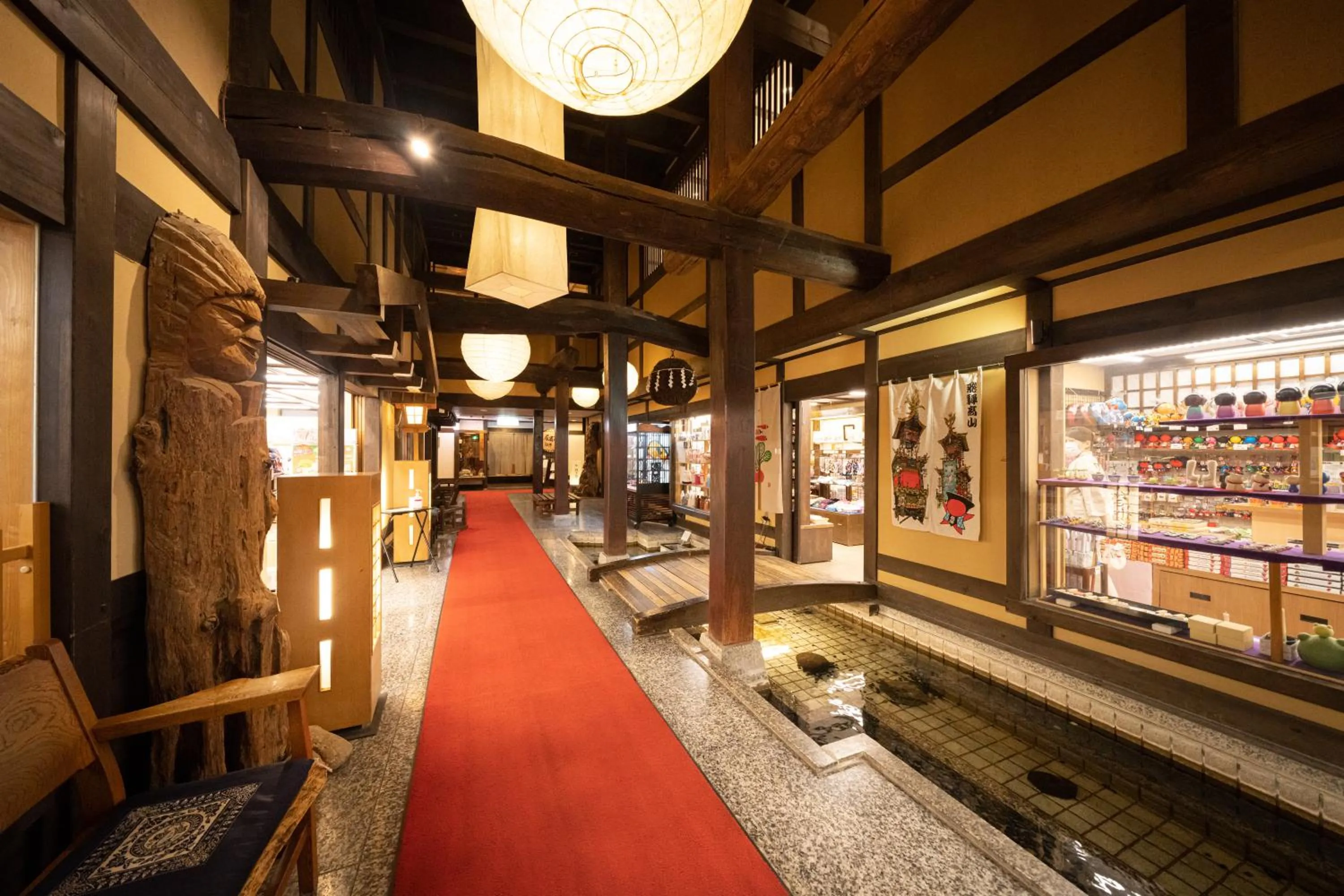On-site shops in Hida Takayama Onsen Hida Hotel Plaza