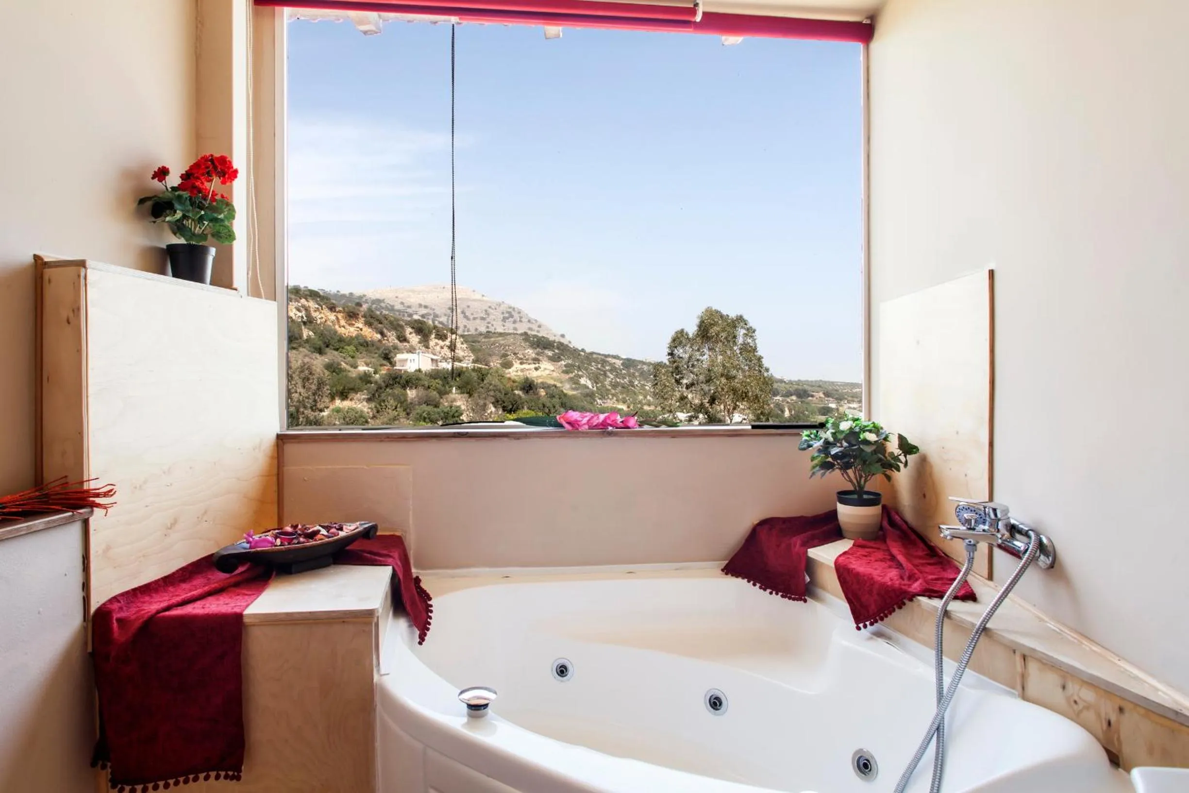 Bathroom in Estate Kares