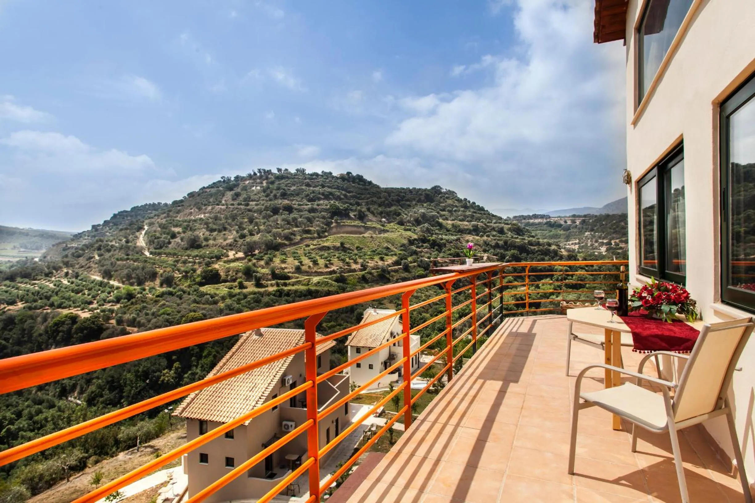 Natural landscape in Estate Kares