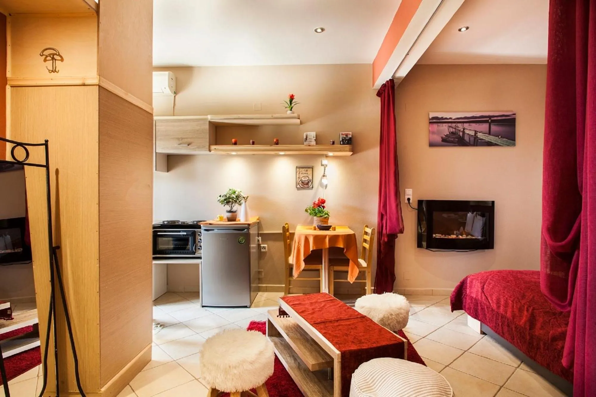 Bedroom in Estate Kares