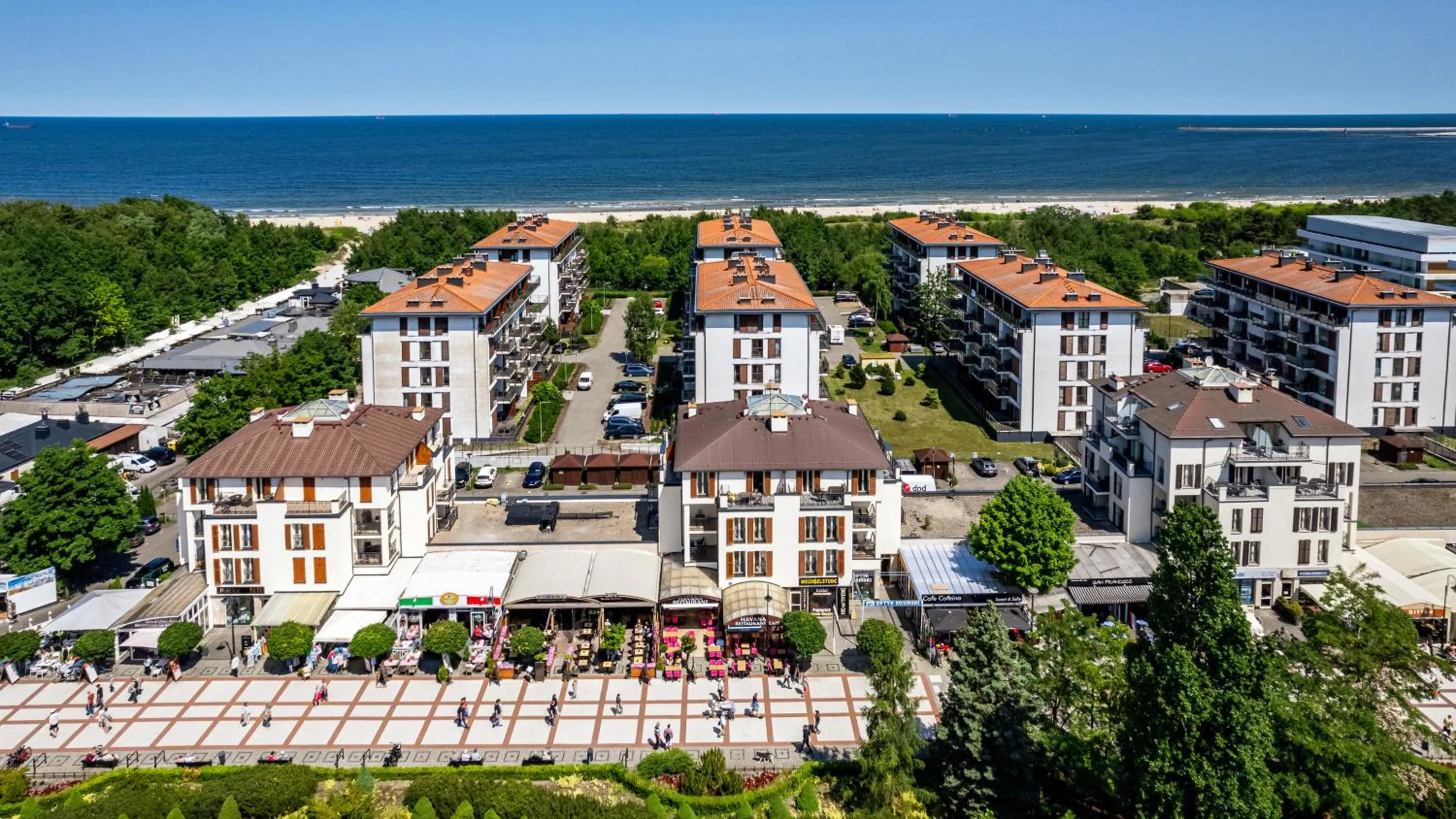 Bird's eye view in Plaża I, Sun & Snow