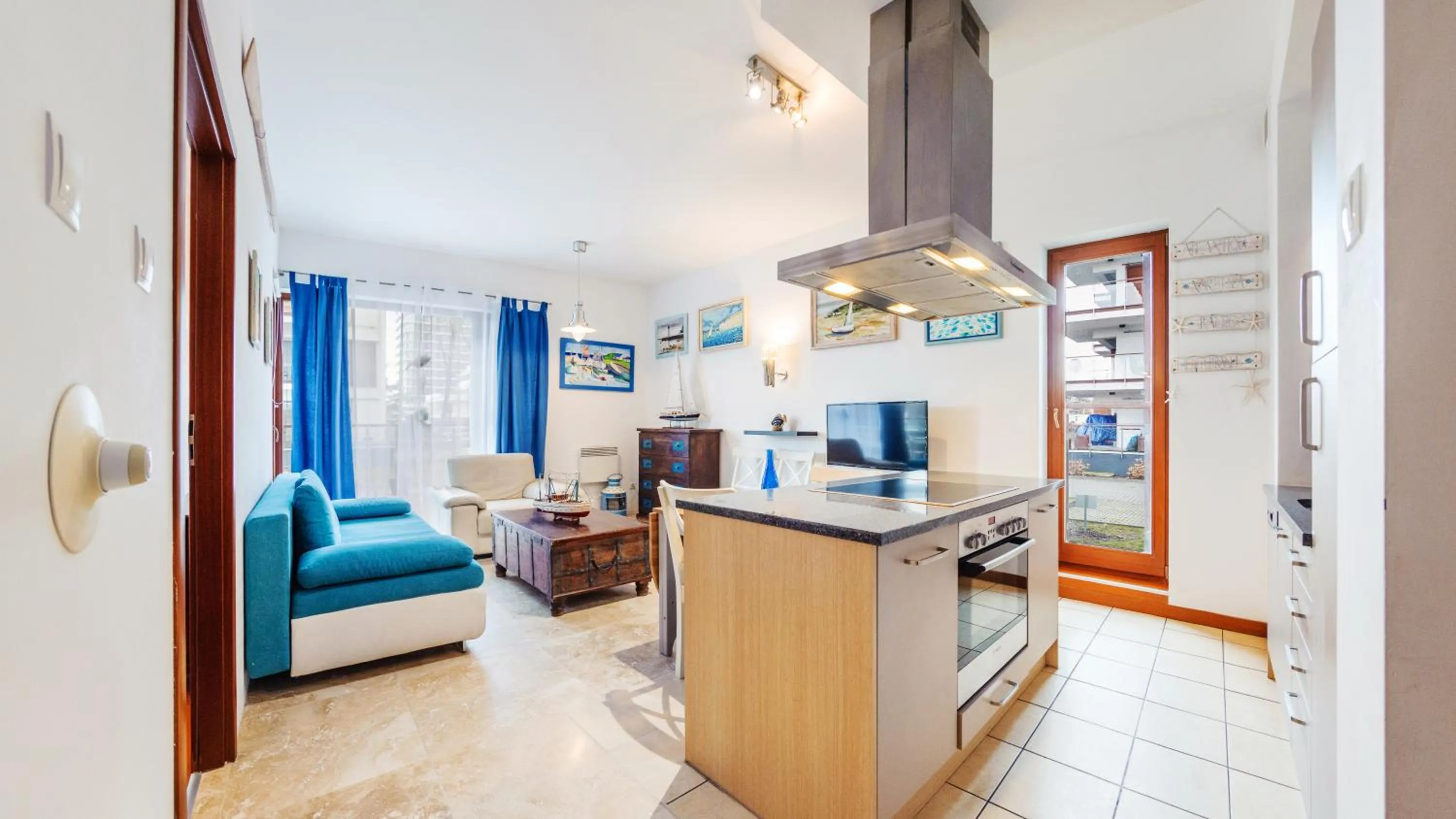 Kitchen or kitchenette in Plaża I, Sun & Snow