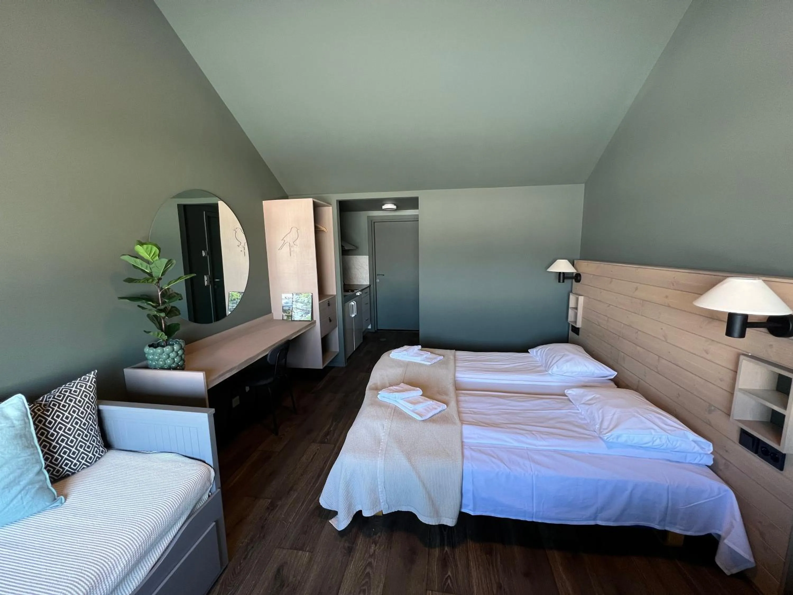 pet friendly, Bed in Fjellkysten