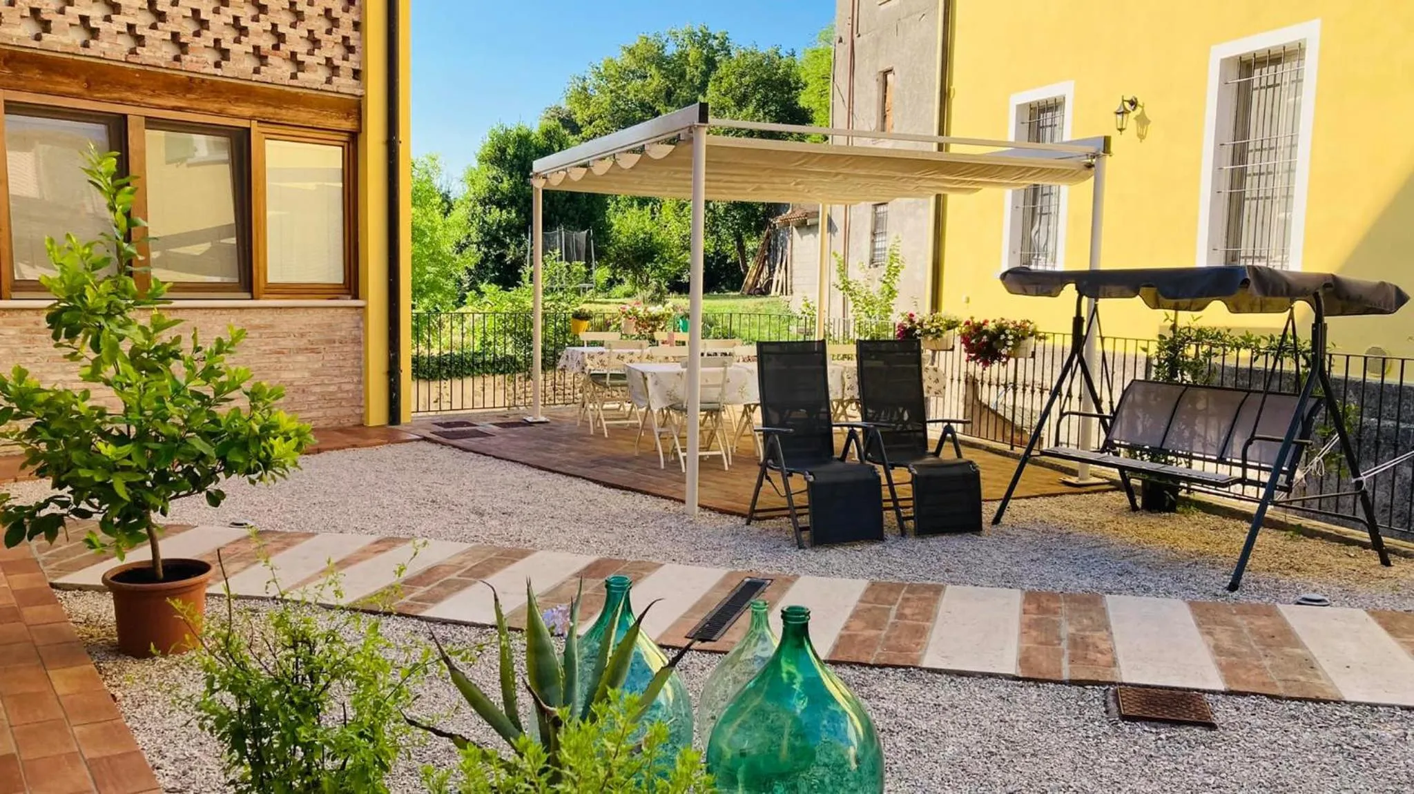 Inner courtyard view in Bed & Breakfast Carpe Diem