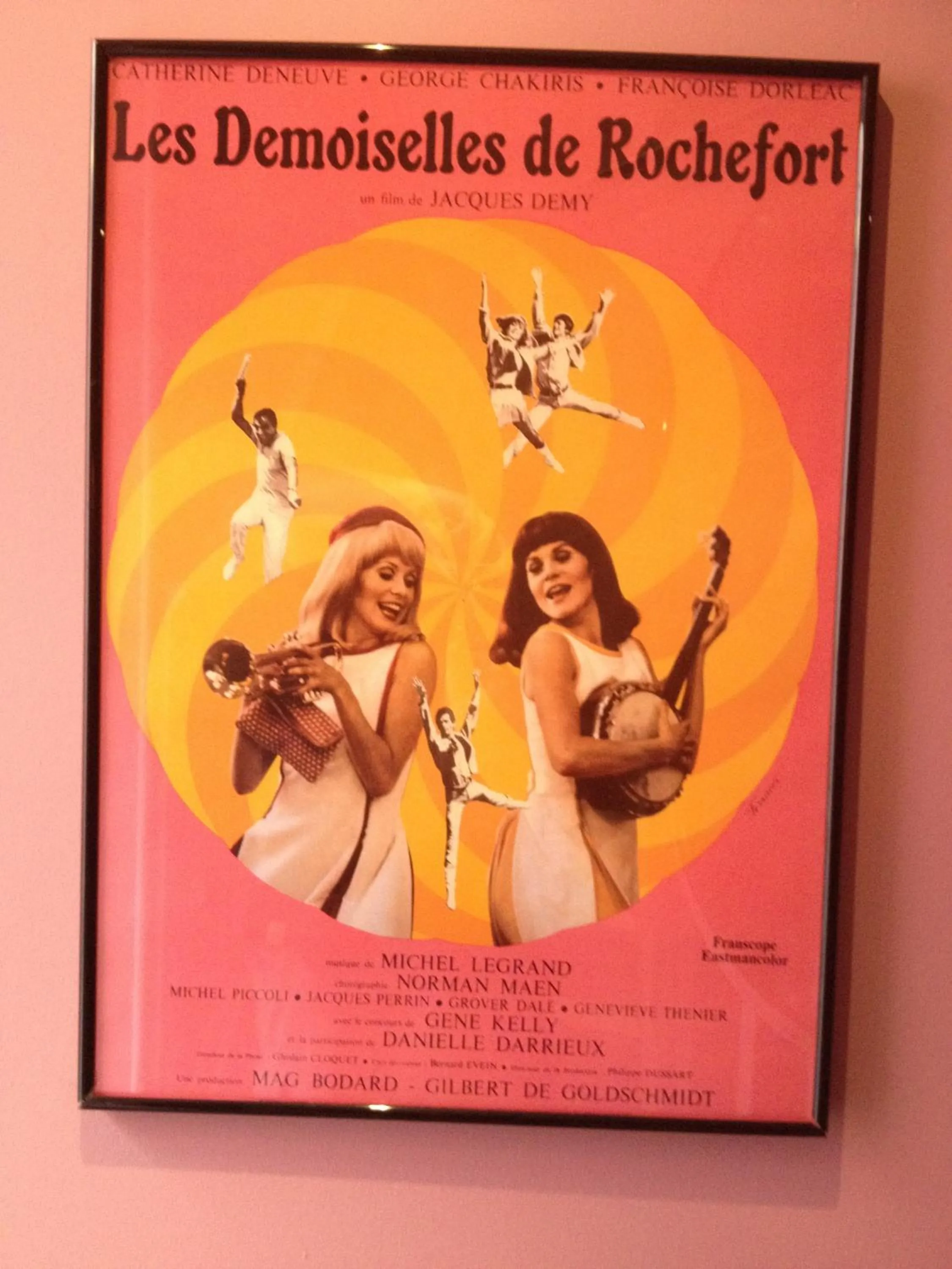 Decorative detail in Logis Hôtel Lafayette Rochefort France