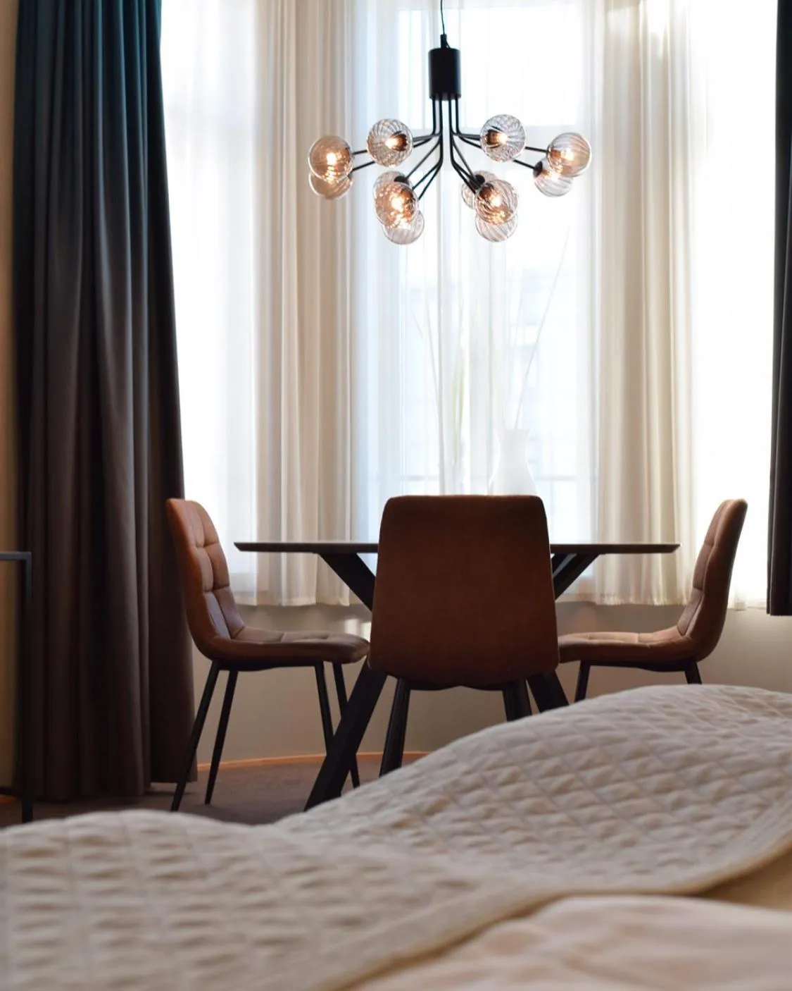 Seating area, Bed in Quality Hotel Waterfront