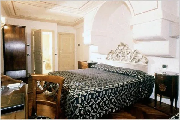 Bed in Hotel Aventino