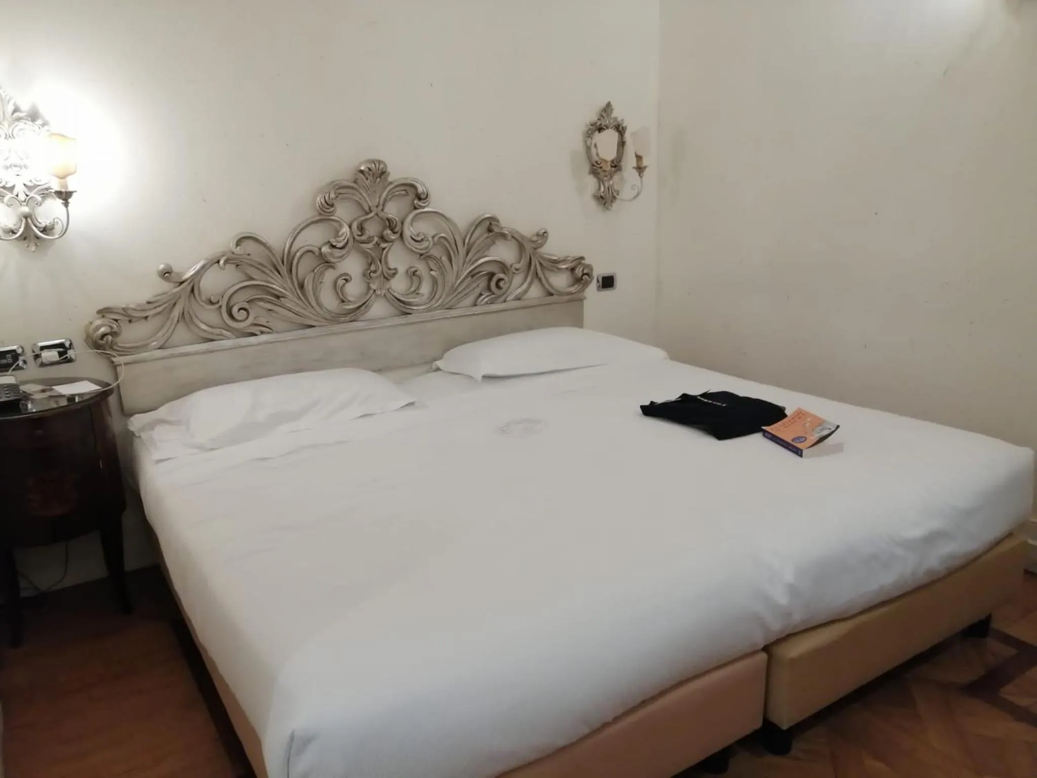 Bed in Hotel Aventino