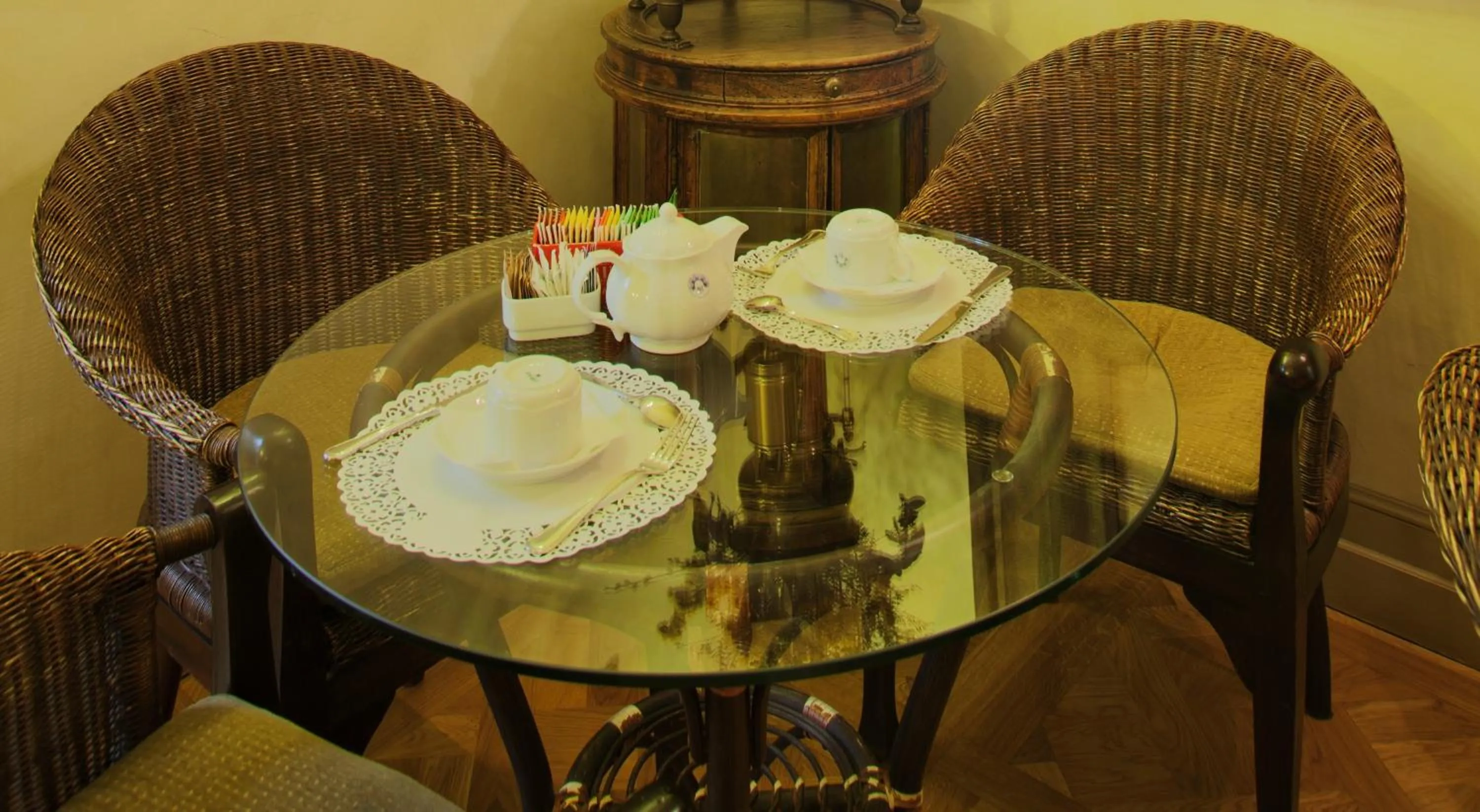 Seating area in Hotel Aventino