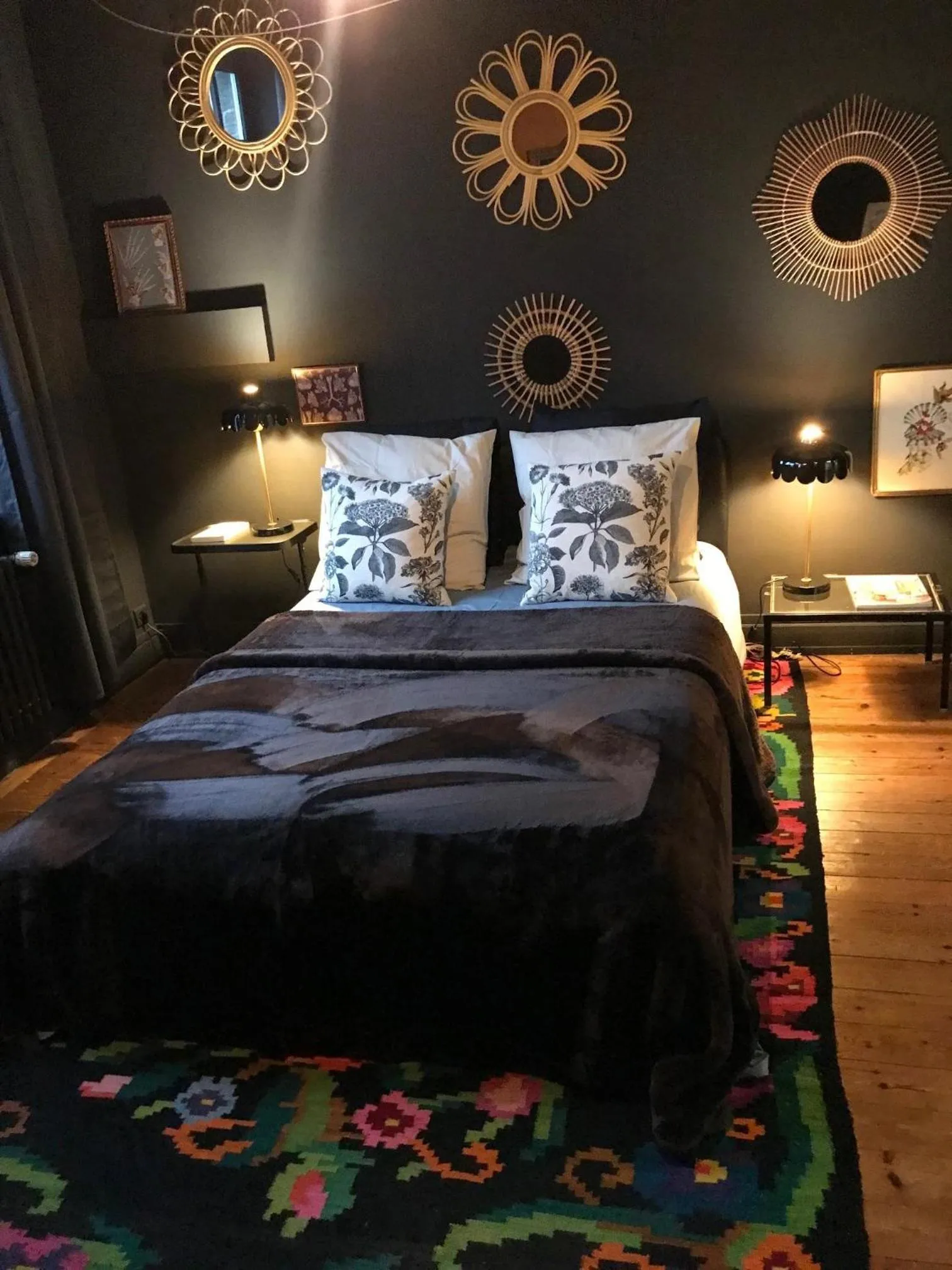 Bed in Le Pigeonnier, maison d'hôtes et Spa