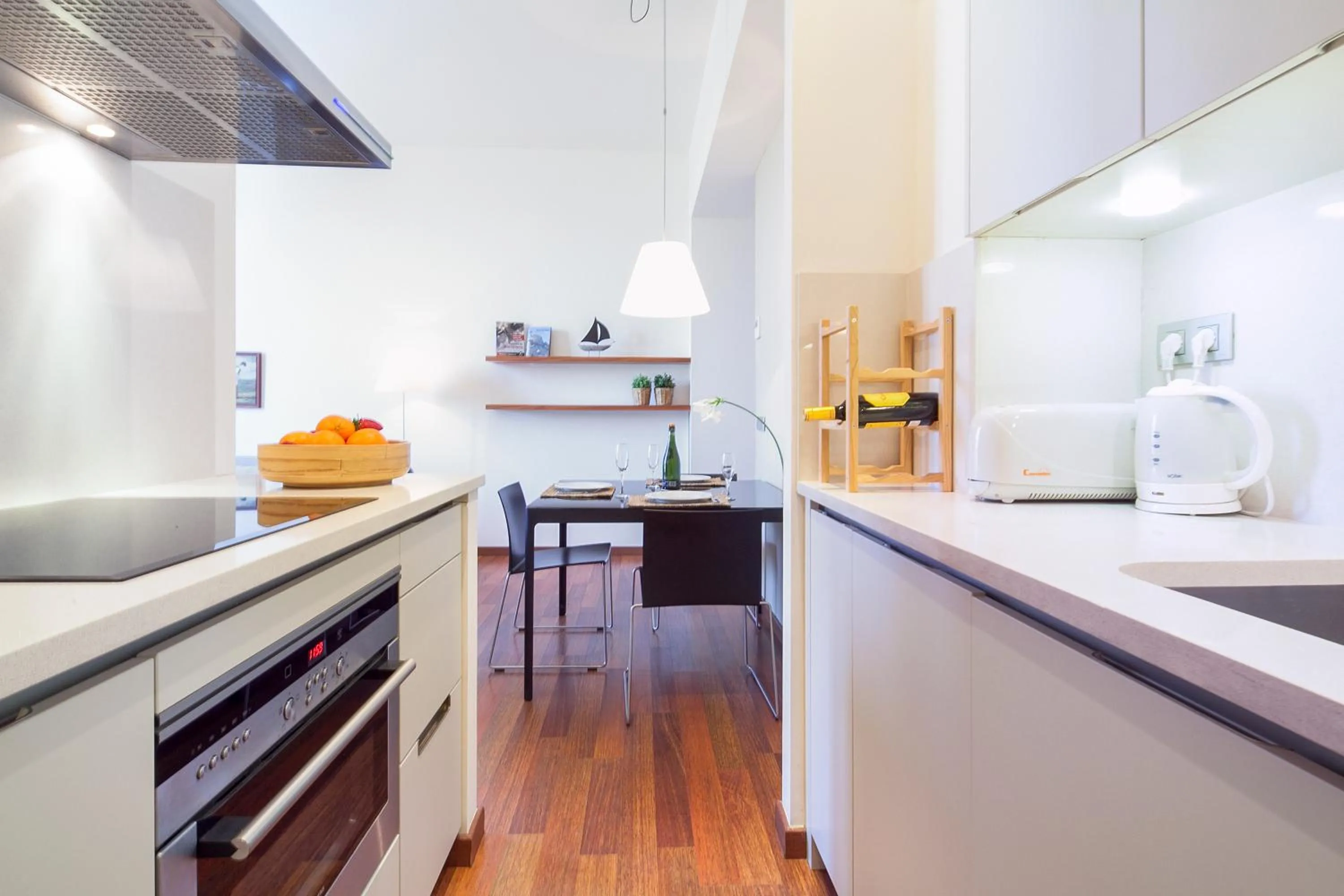 Kitchen or kitchenette in Inside Barcelona Apartments Mercat