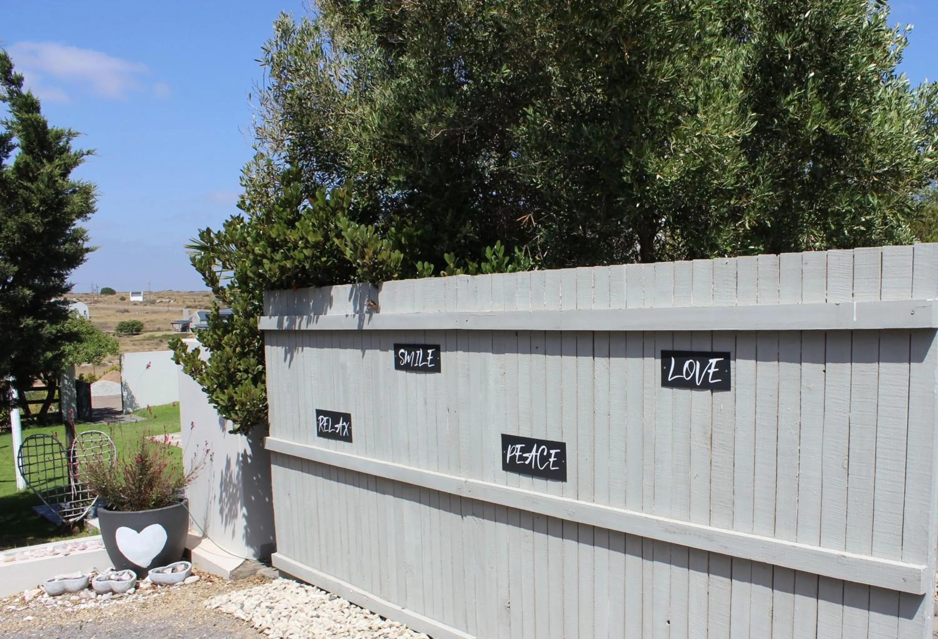 Three Feathers Cottages