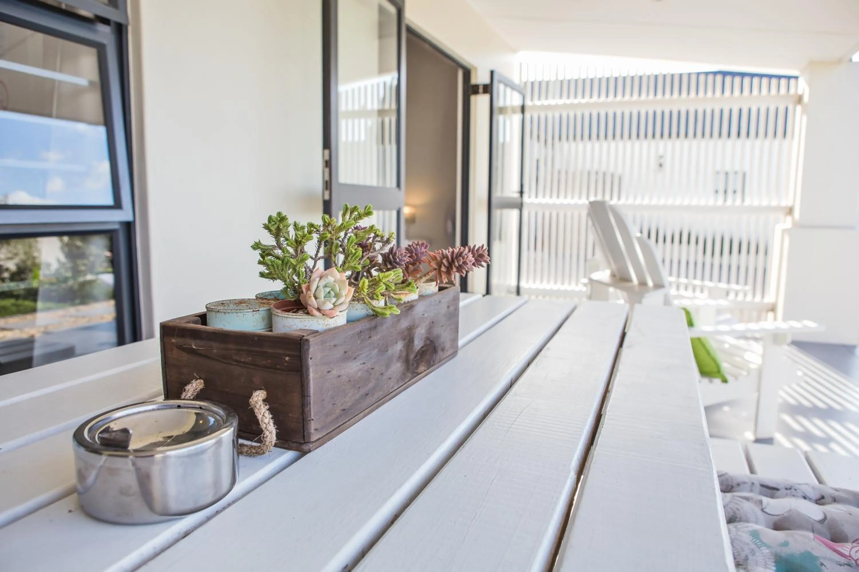 Facade/entrance in Three Feathers Cottages