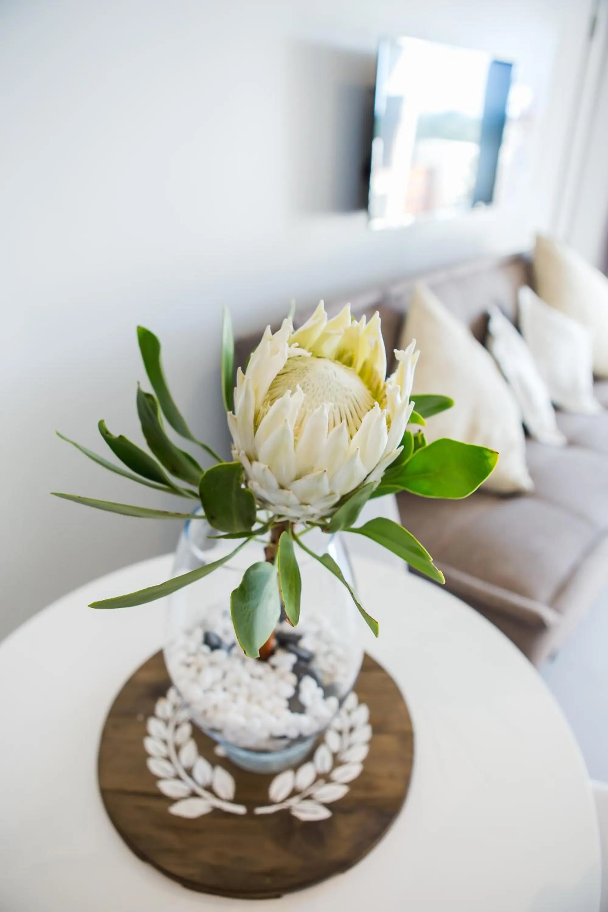 Seating area in Three Feathers Cottages