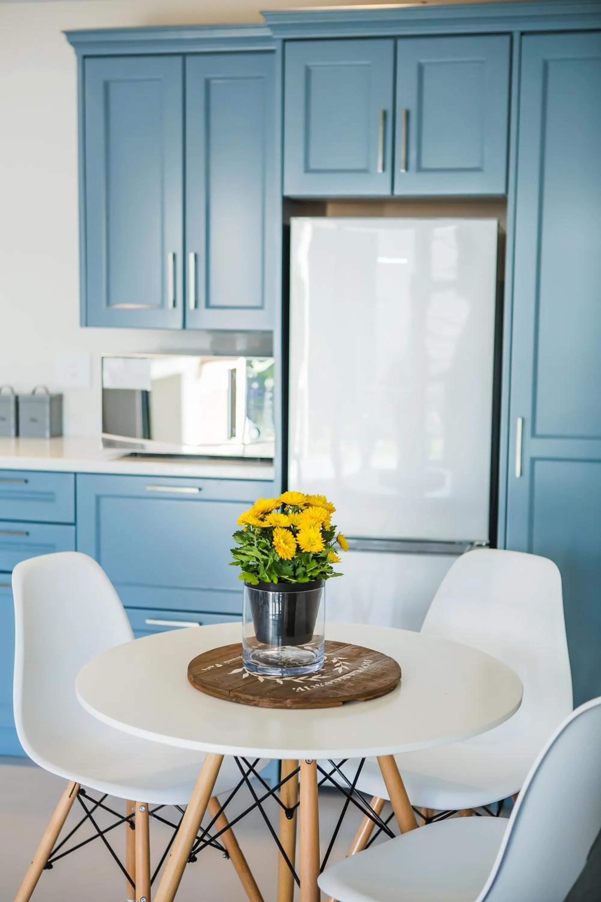 Kitchen or kitchenette in Three Feathers Cottages