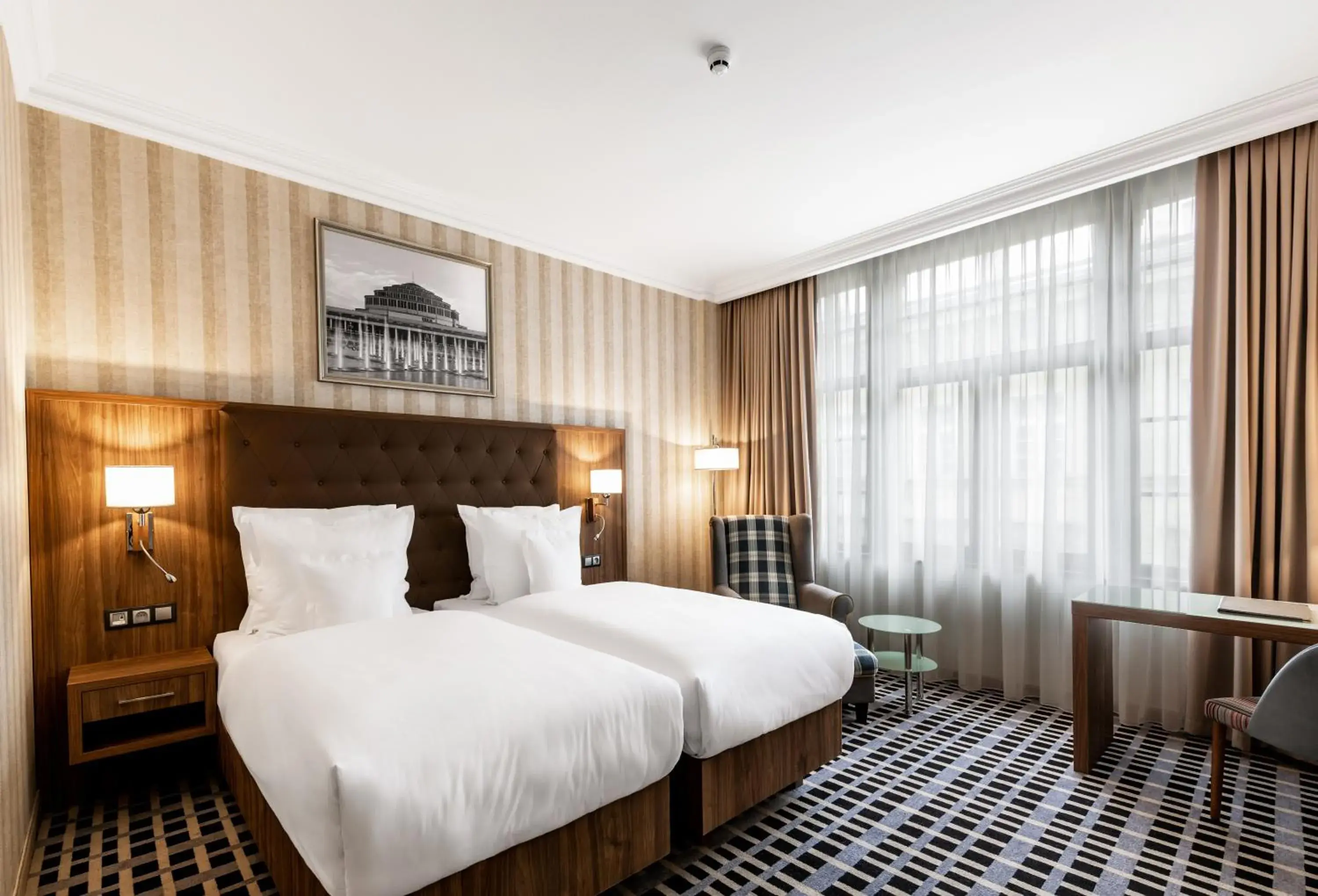 Deluxe Twin Room in Hotel Grand City Wrocław Deluxe Twin Room in Hotel Grand City Wrocław