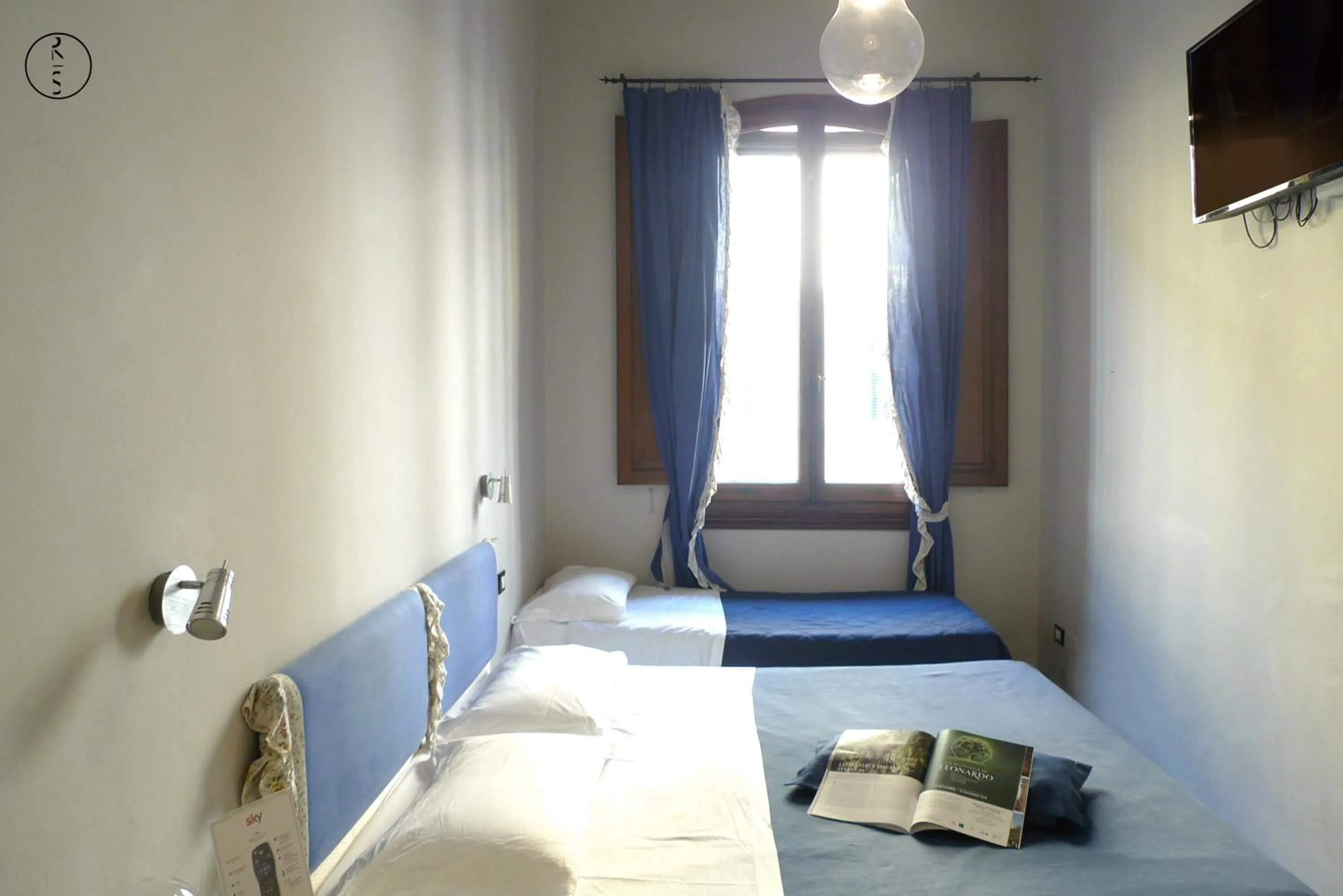 Bed in Relais Stibbert Florence