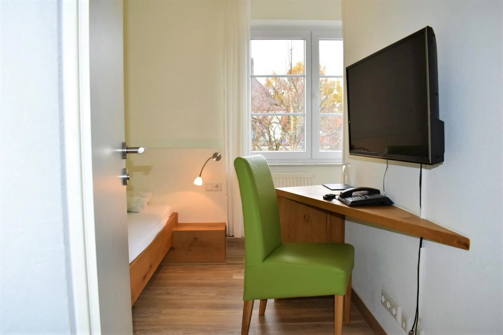 Photo of the whole room in Hotel Lindenallee