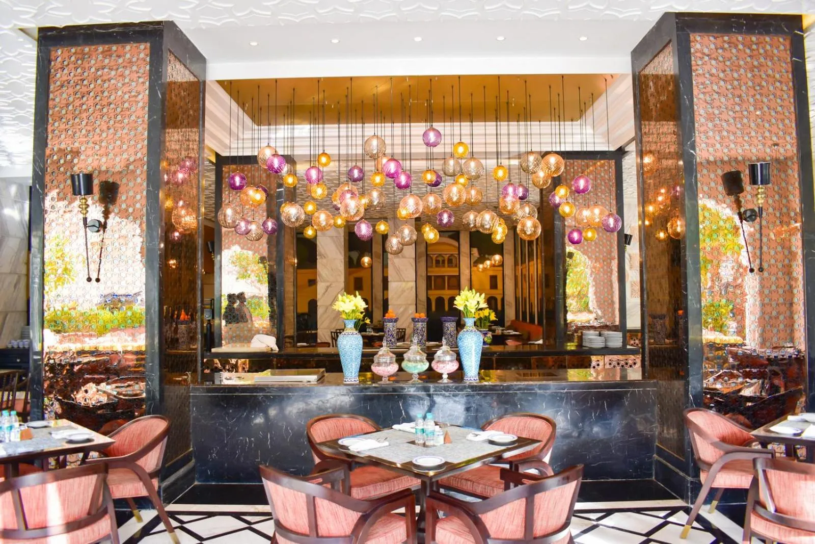 Restaurant/places to eat in The Leela Palace Jaipur