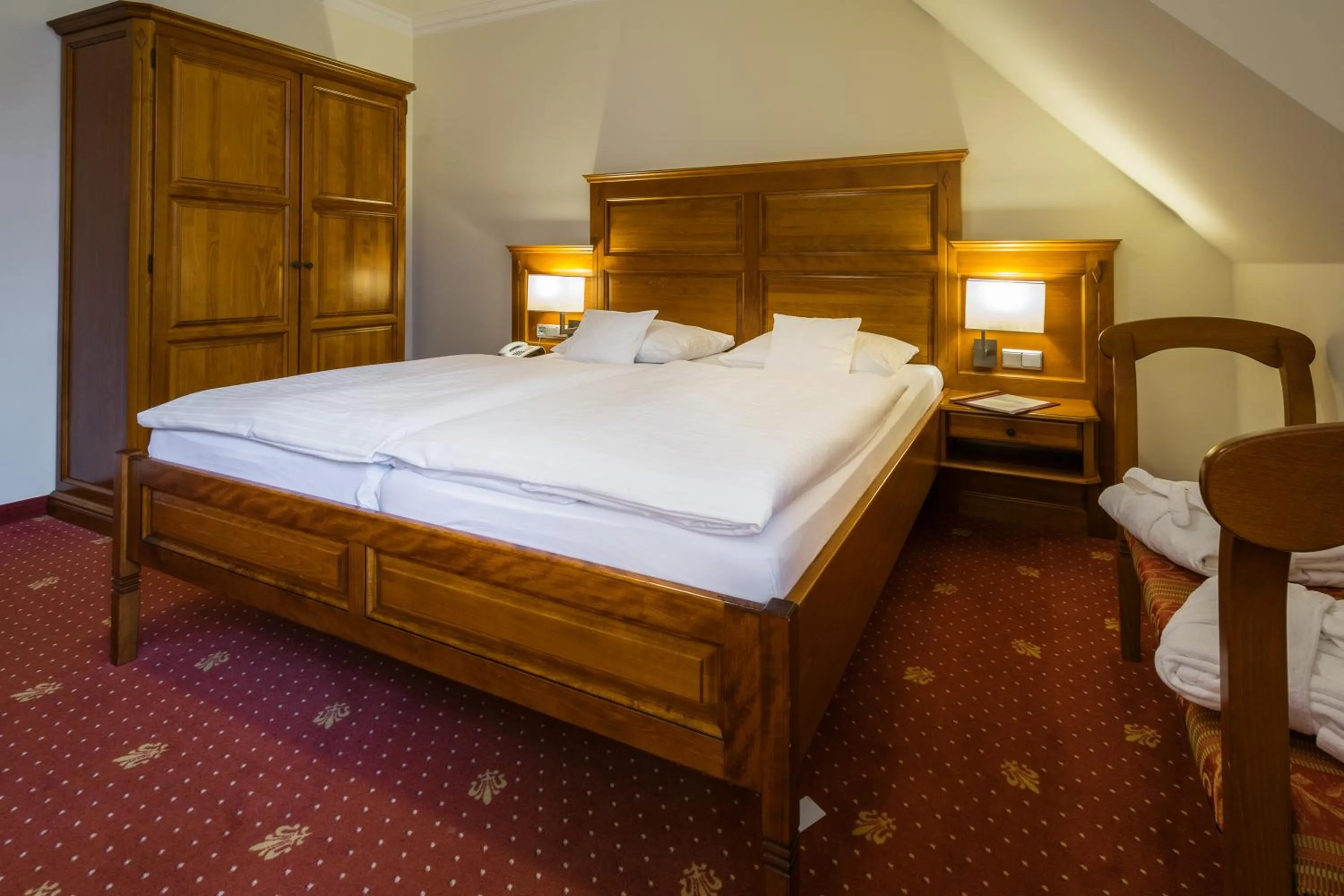 Photo of the whole room, Bed in Hotel Wasserschloss Mellenthin