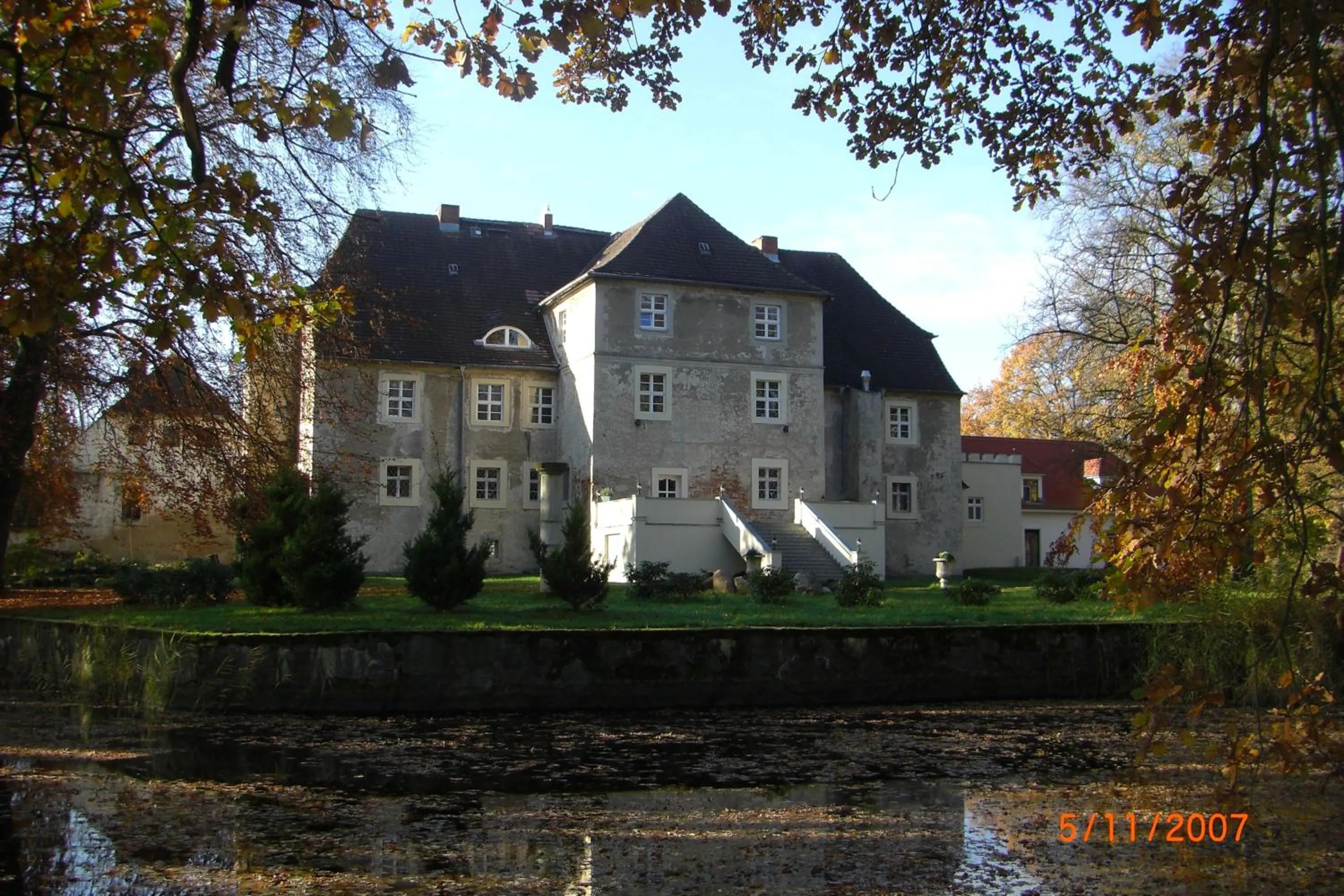 Property building in Hotel Wasserschloss Mellenthin