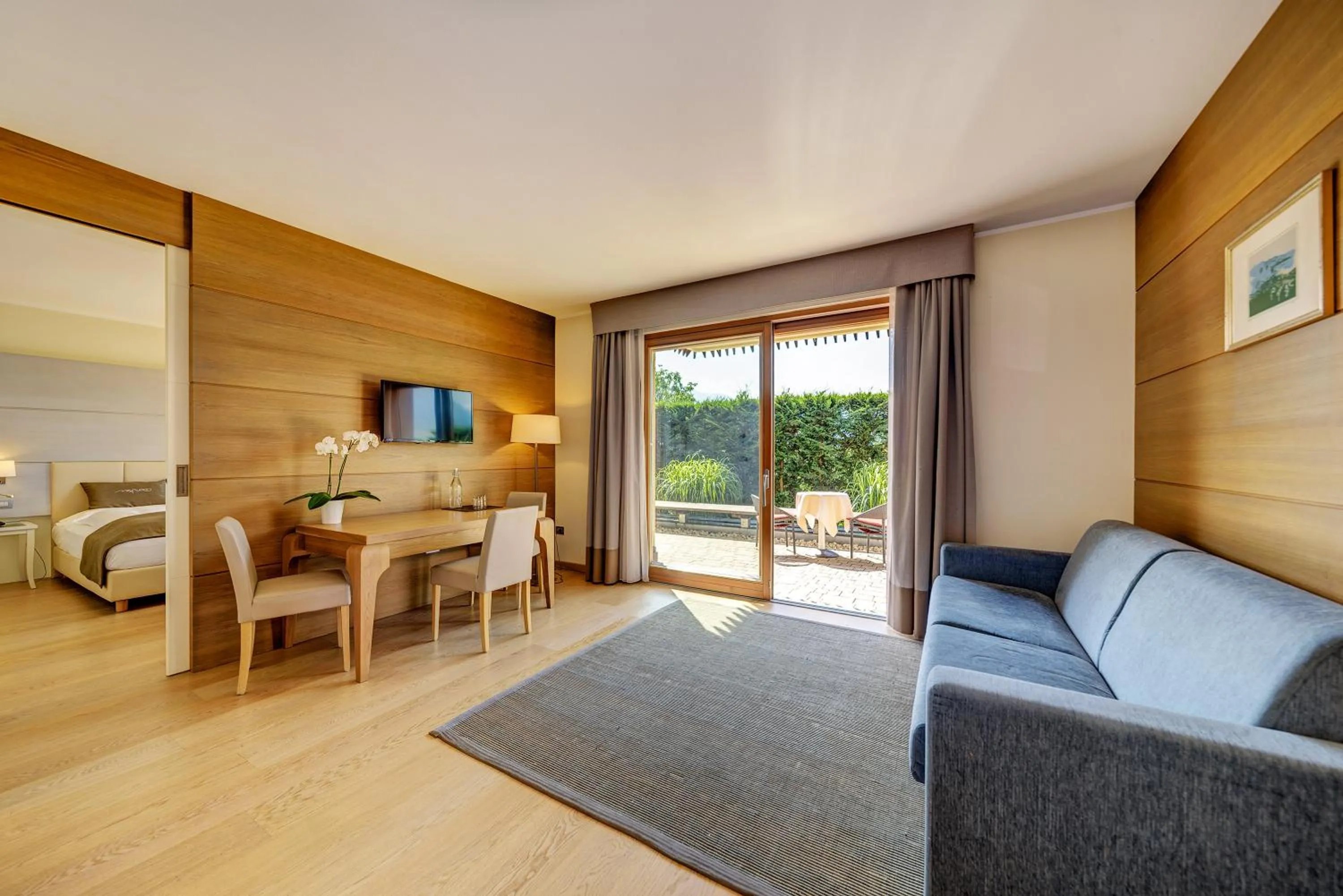 Photo of the whole room in Art & Design Hotel Napura