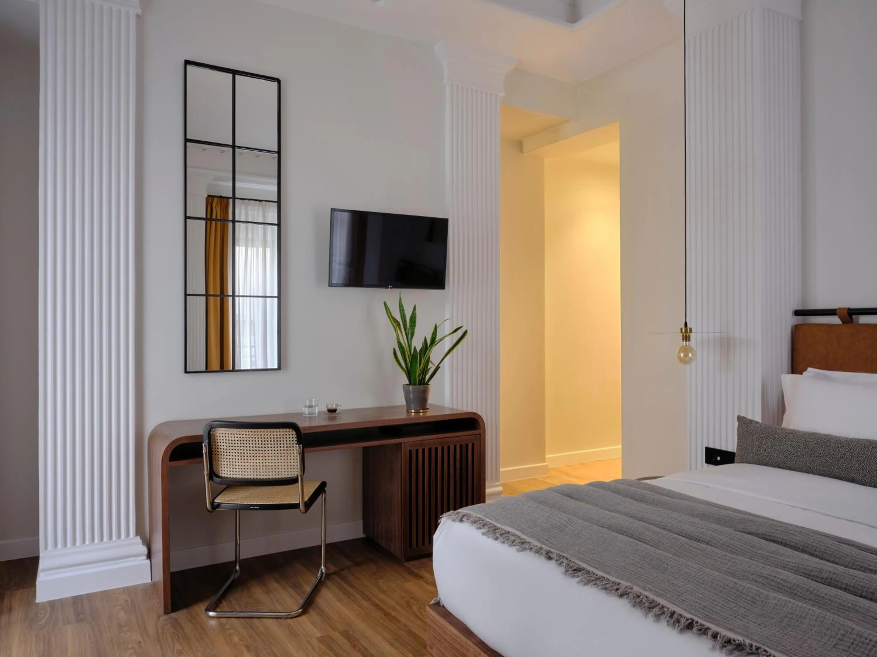 Bed in Astikon House