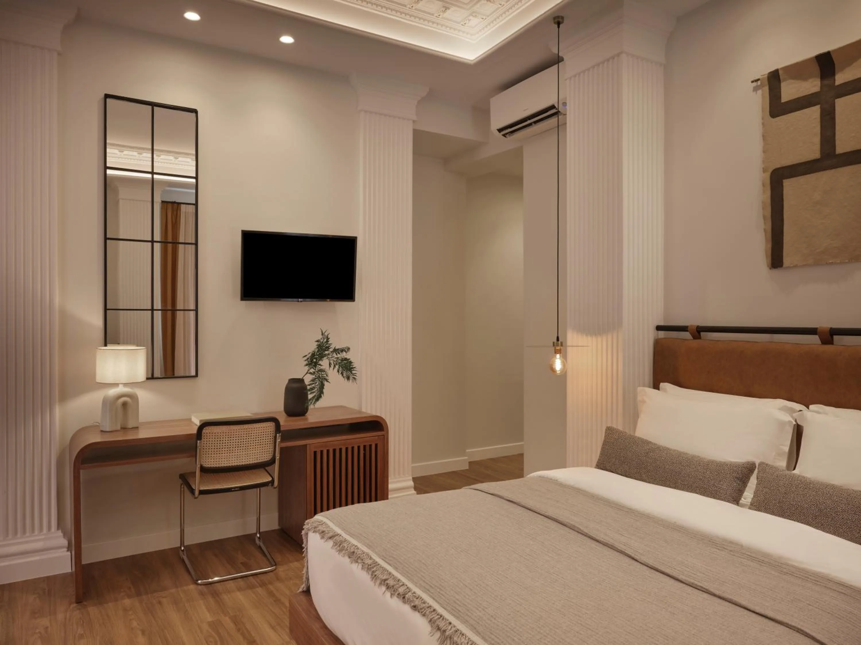 Bed in Astikon House