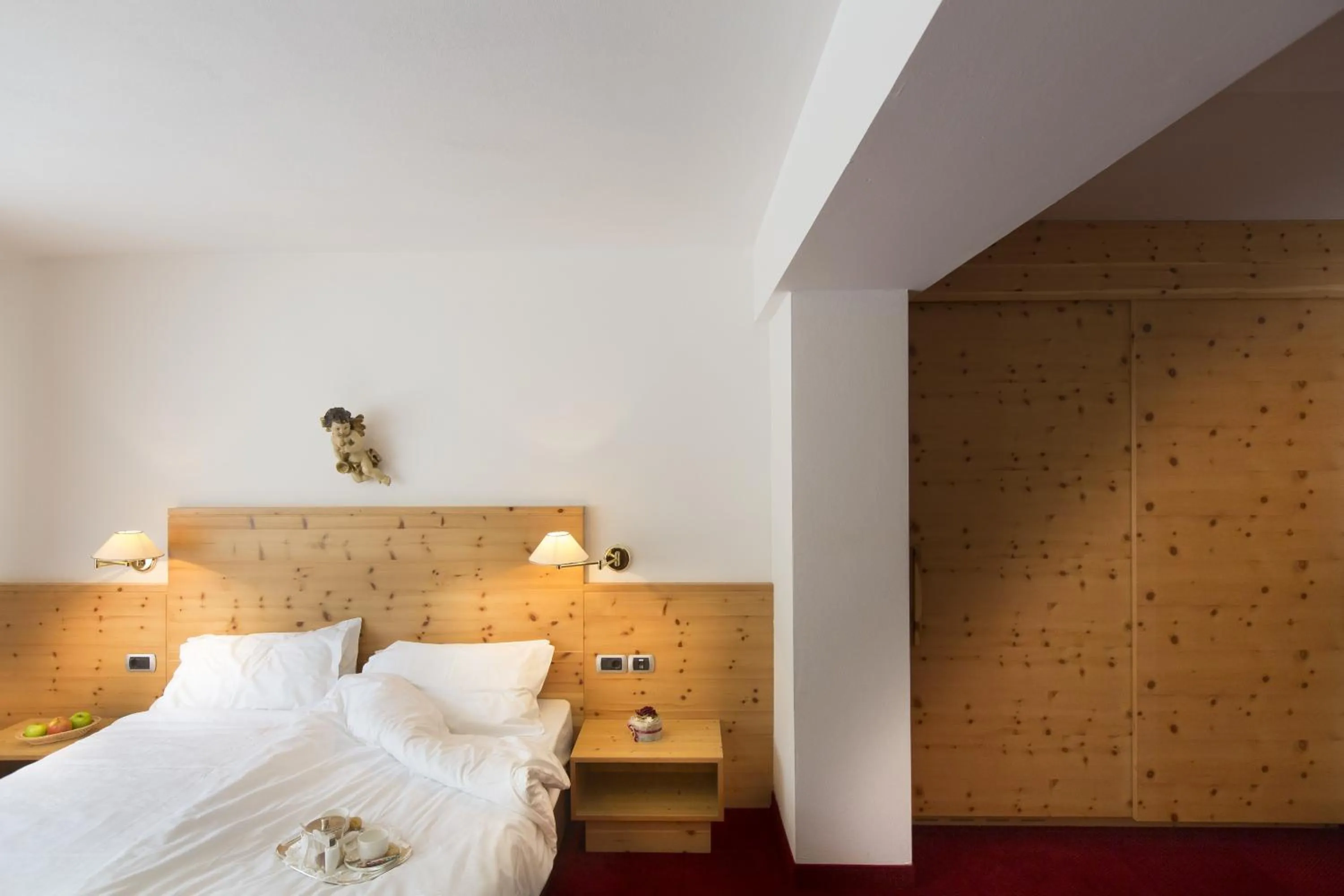 Decorative detail, Bed in Diamant Spa Resort