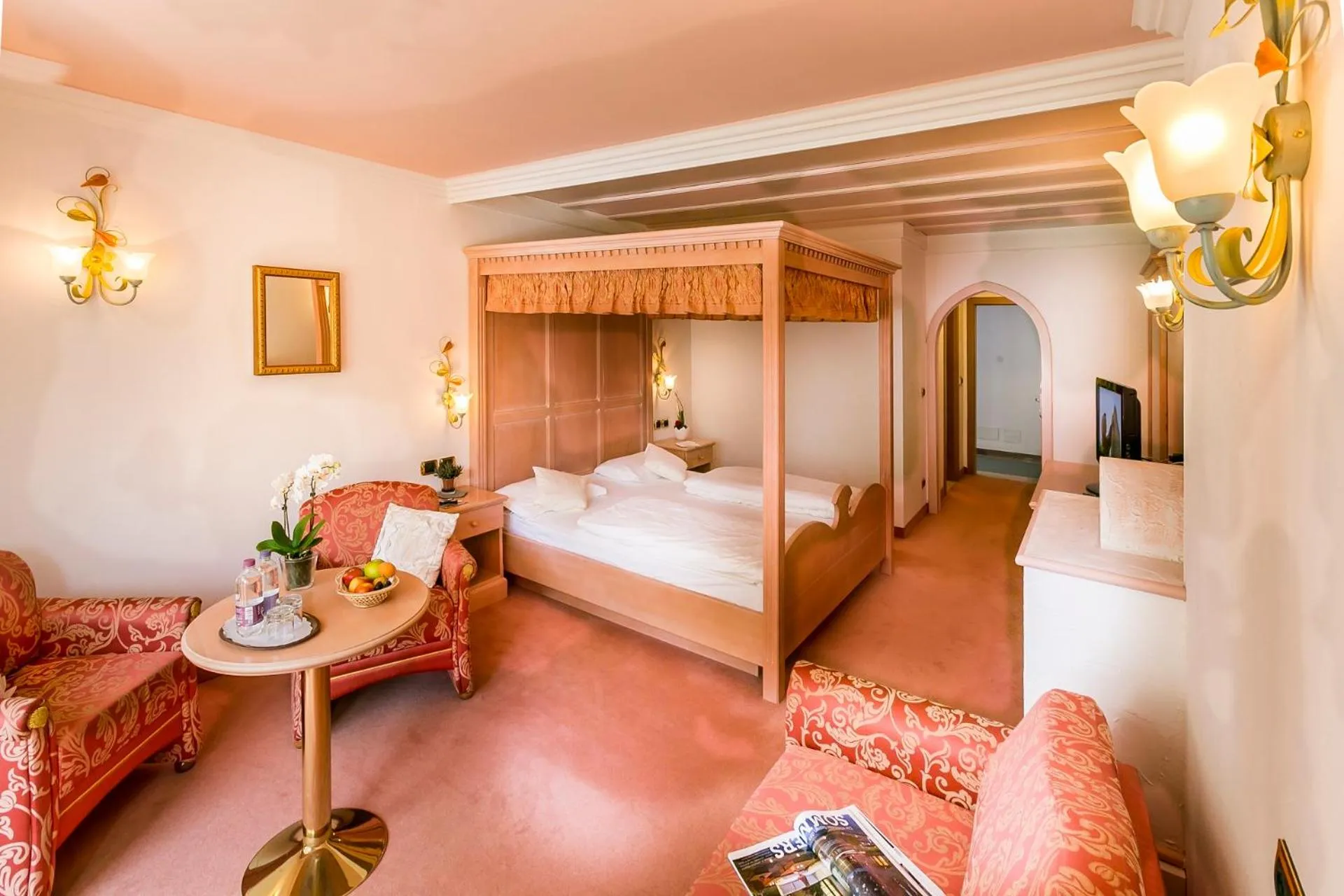 Photo of the whole room, Bed in Diamant Spa Resort