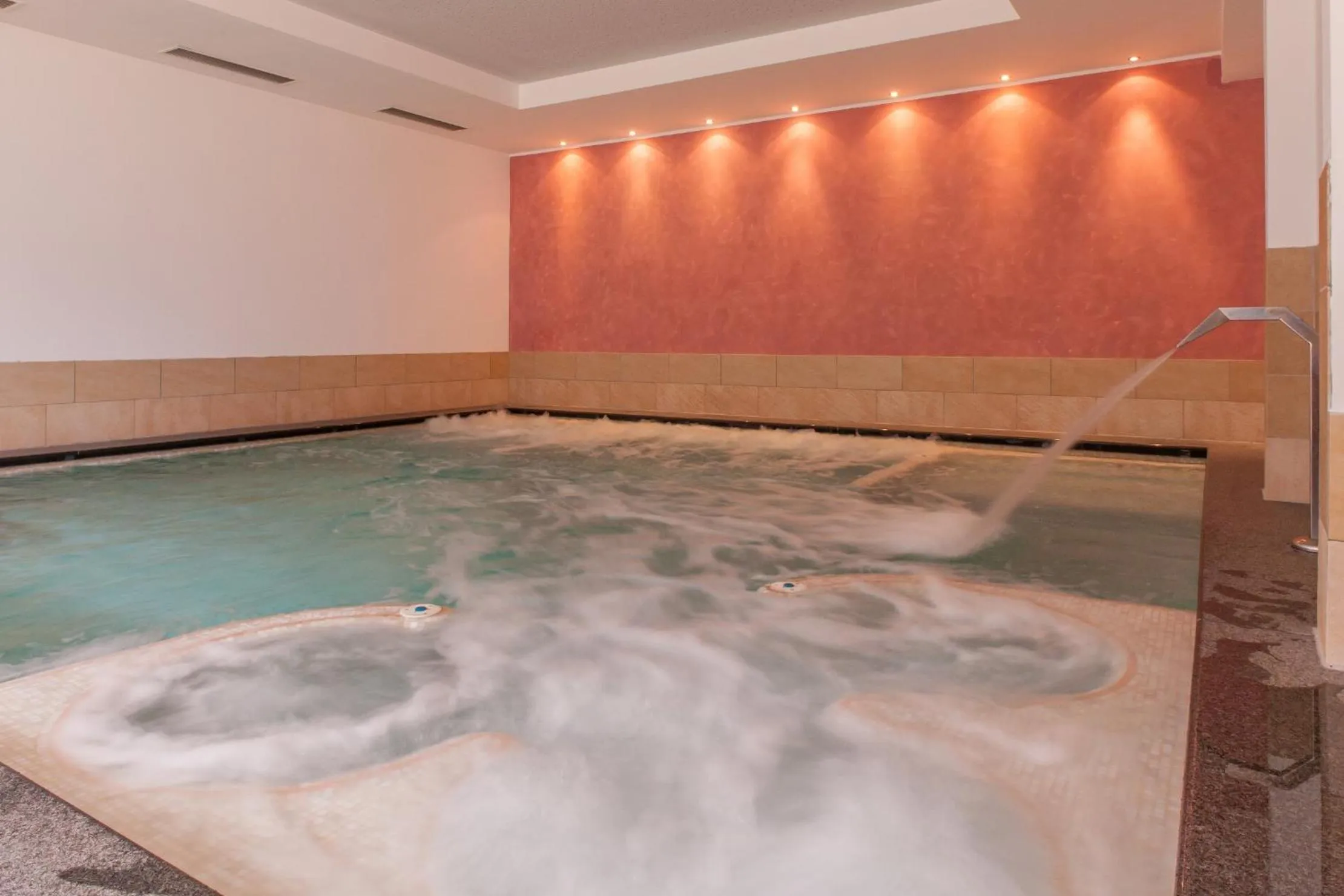 Hot Tub in Diamant Spa Resort