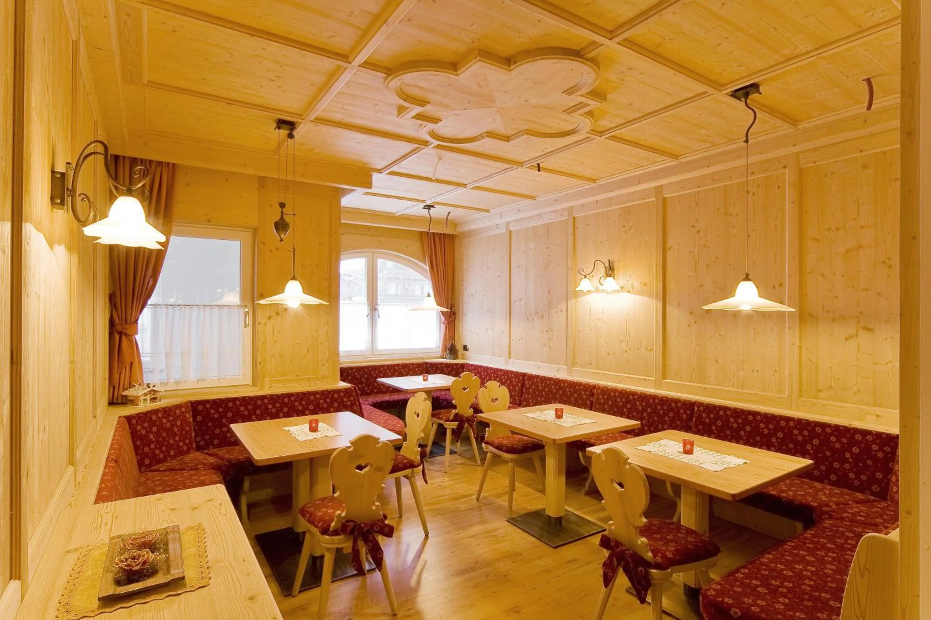 Restaurant/places to eat in Diamant Spa Resort