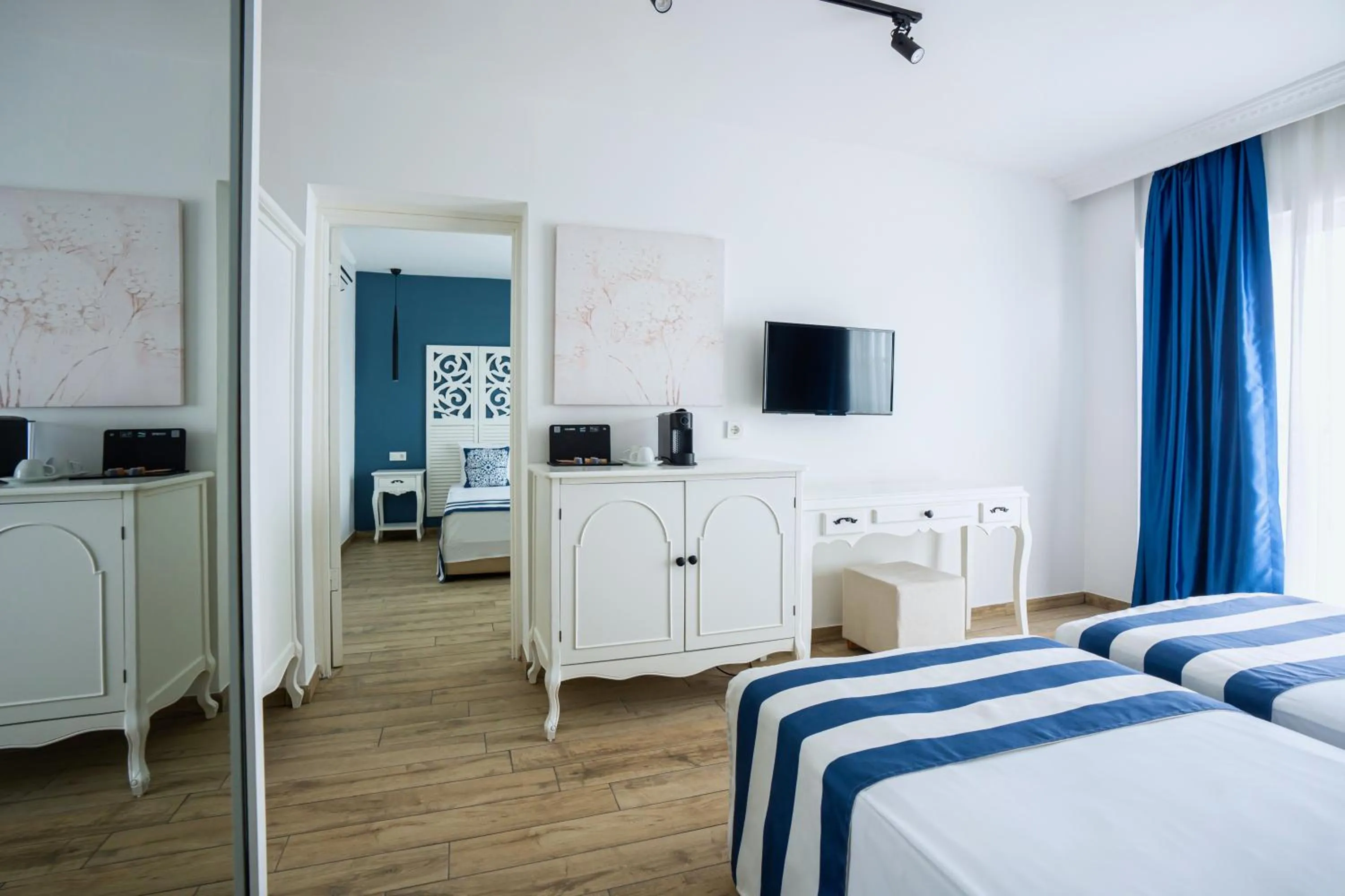 Photo of the whole room, Bed in Blue Dreams Resort Bodrum - Aquapark & Ultra All Inclusive