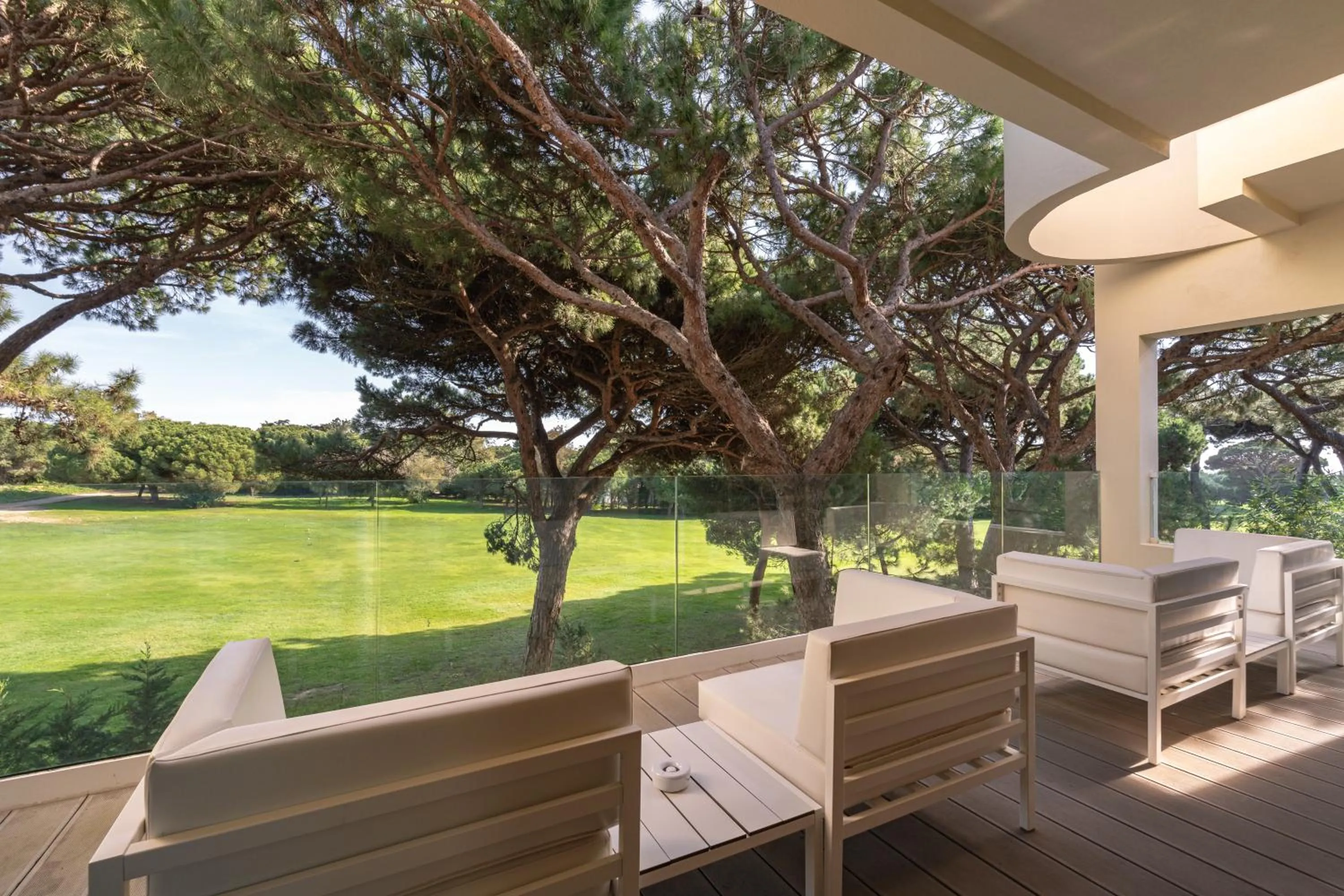 Day in Onyria Marinha Cascais, Vignette Collection by IHG