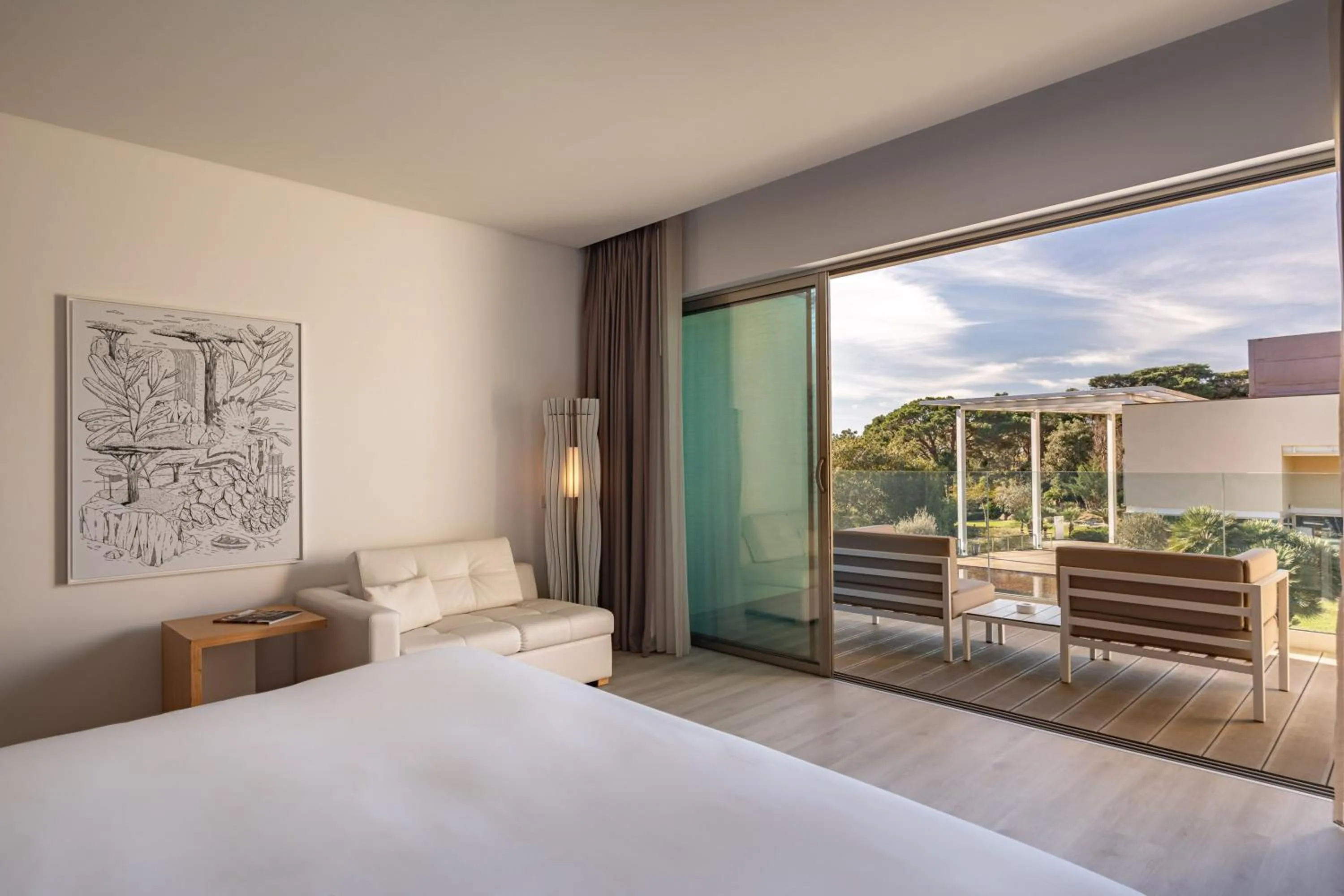 Photo of the whole room, Bed in Onyria Marinha Cascais, Vignette Collection by IHG