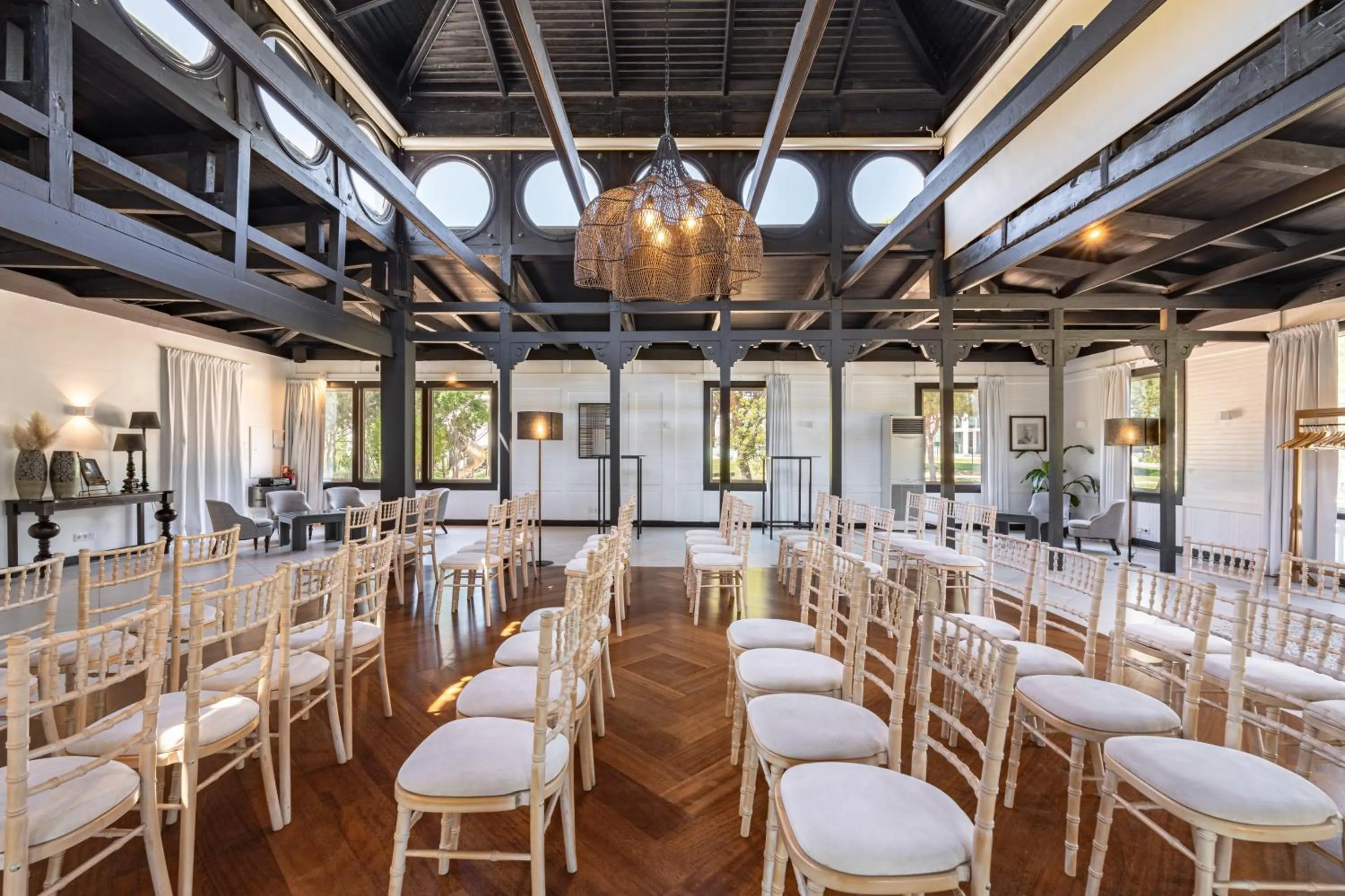 Meeting/conference room in Onyria Marinha Cascais, Vignette Collection by IHG