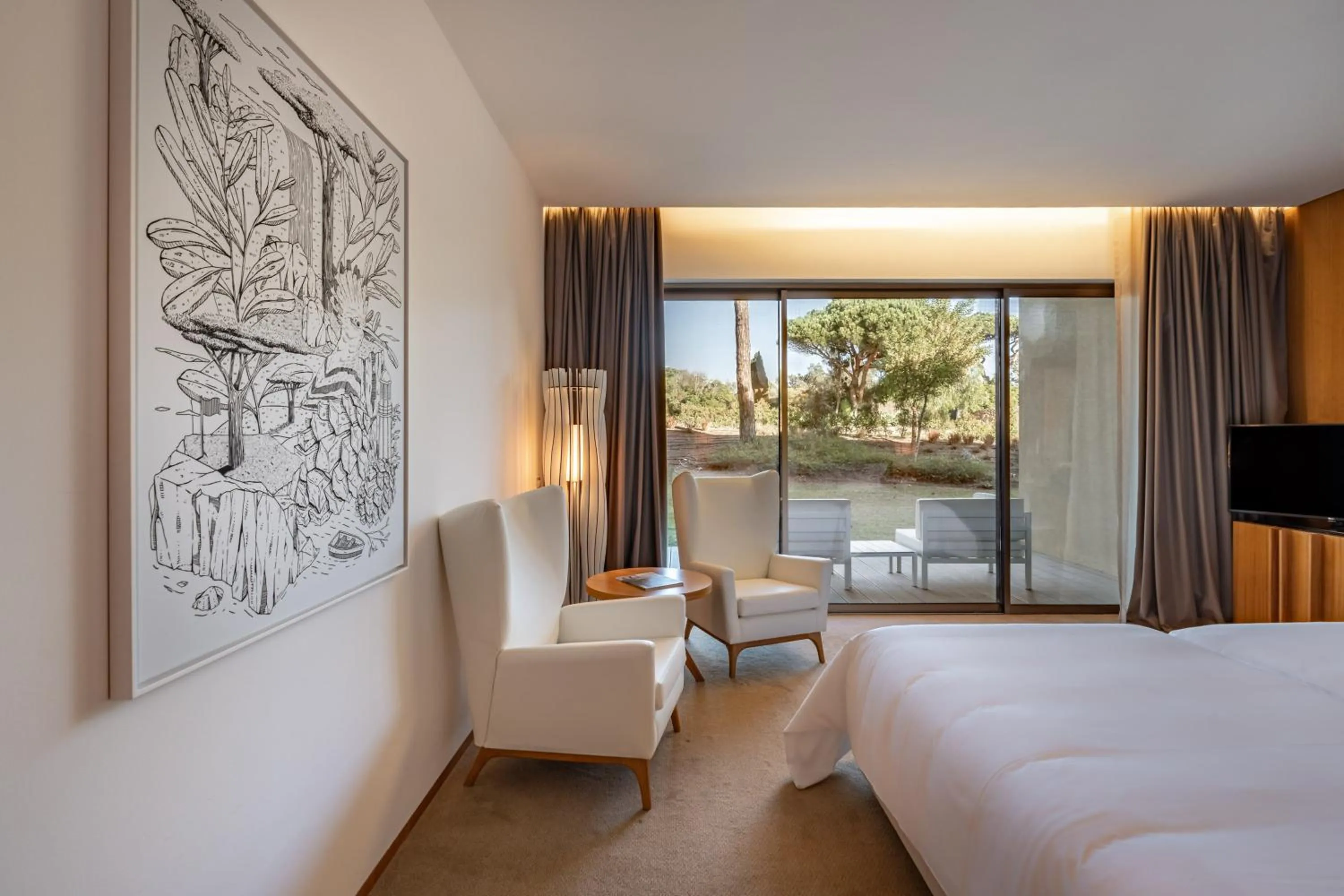 Photo of the whole room, Bed in Onyria Marinha Cascais, Vignette Collection by IHG