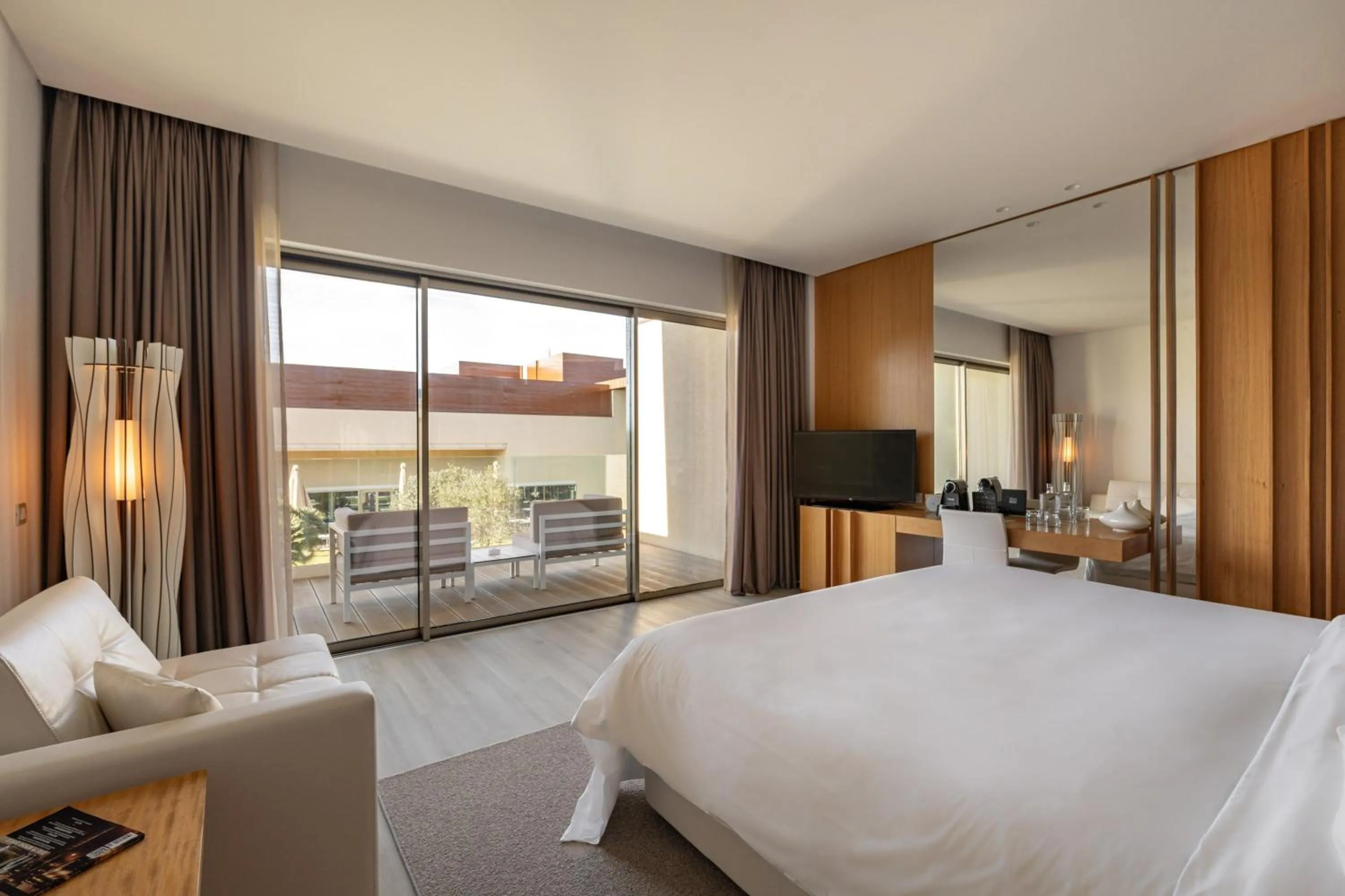 Photo of the whole room, Bed in Onyria Marinha Cascais, Vignette Collection by IHG