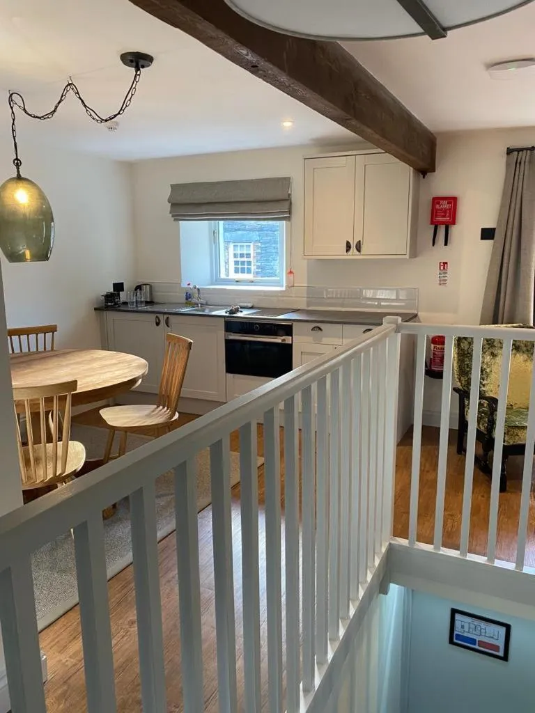 Apartment in Royal Oak Hotel