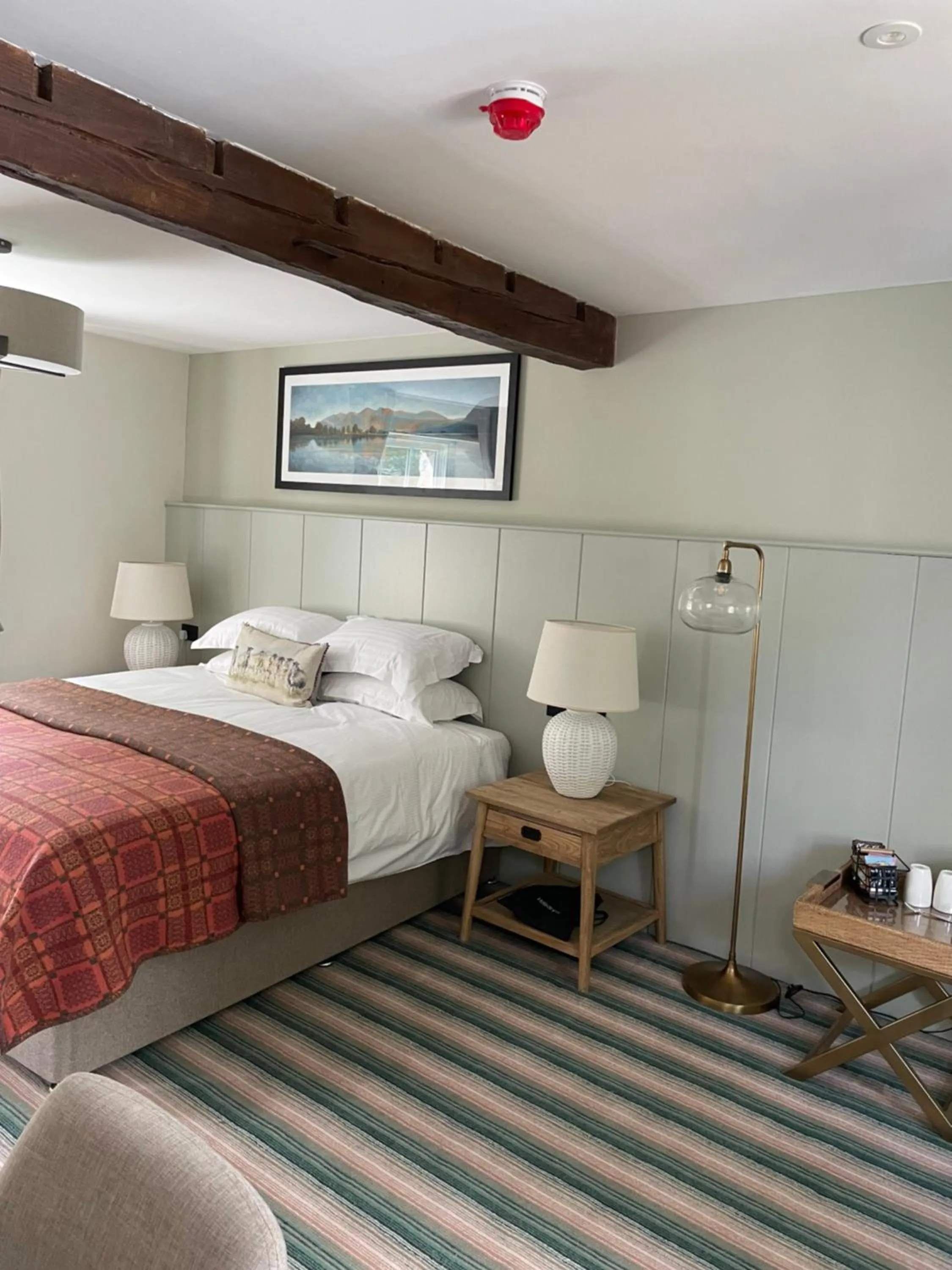 Bedroom, Bed in Royal Oak Hotel