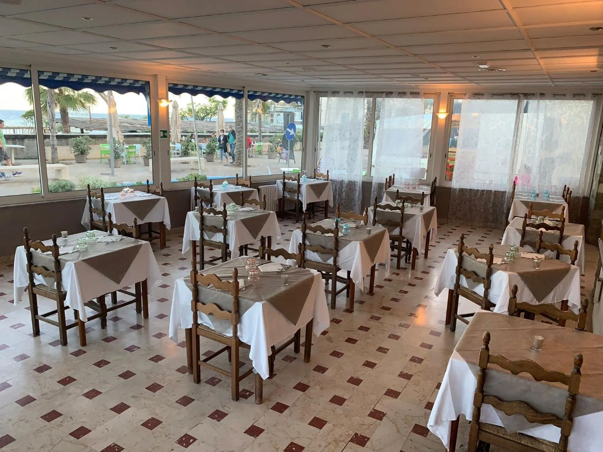 Restaurant/places to eat in Hotel Svizzera