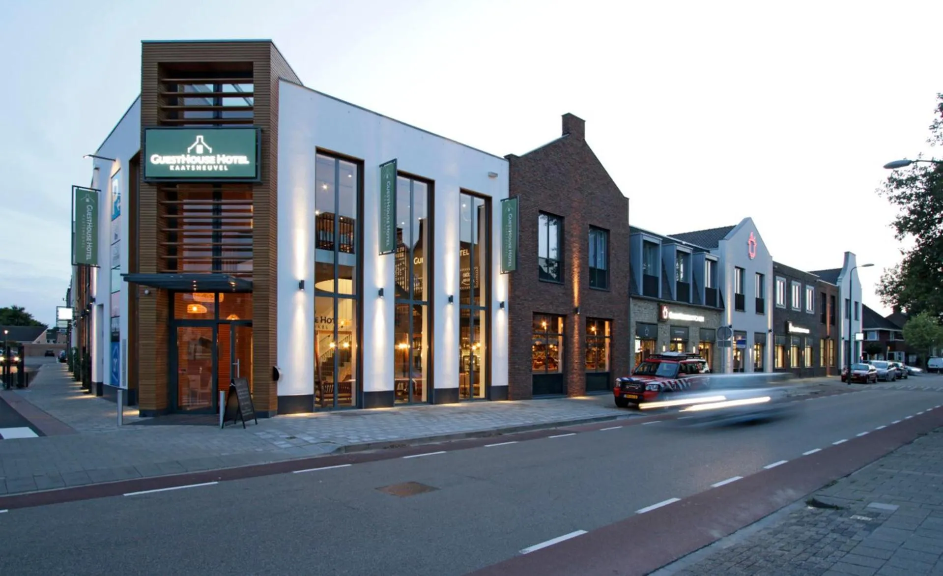 Property building in GuestHouse Hotel Kaatsheuvel-Waalwijk