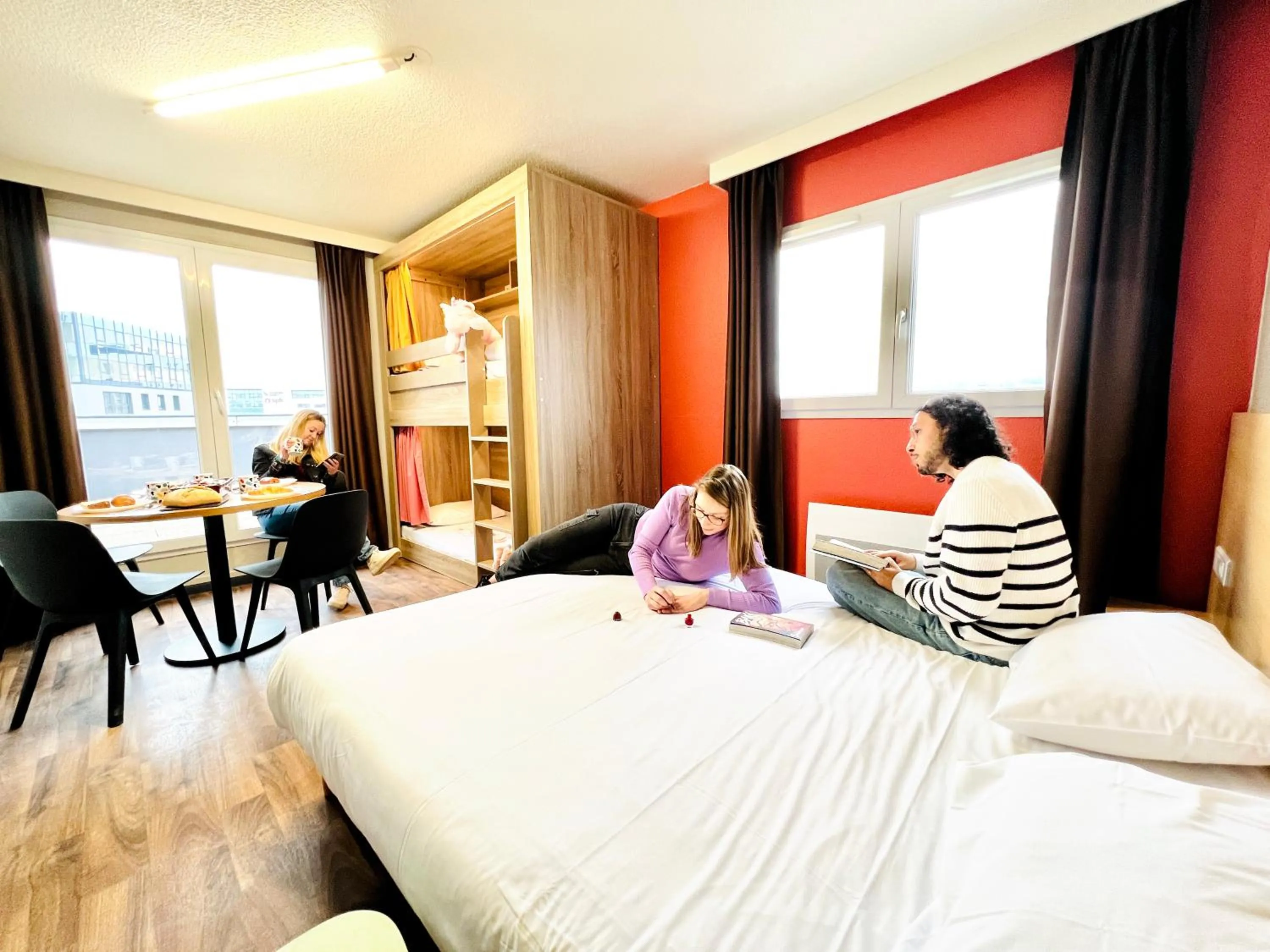Living room, Bed in The People Le Havre