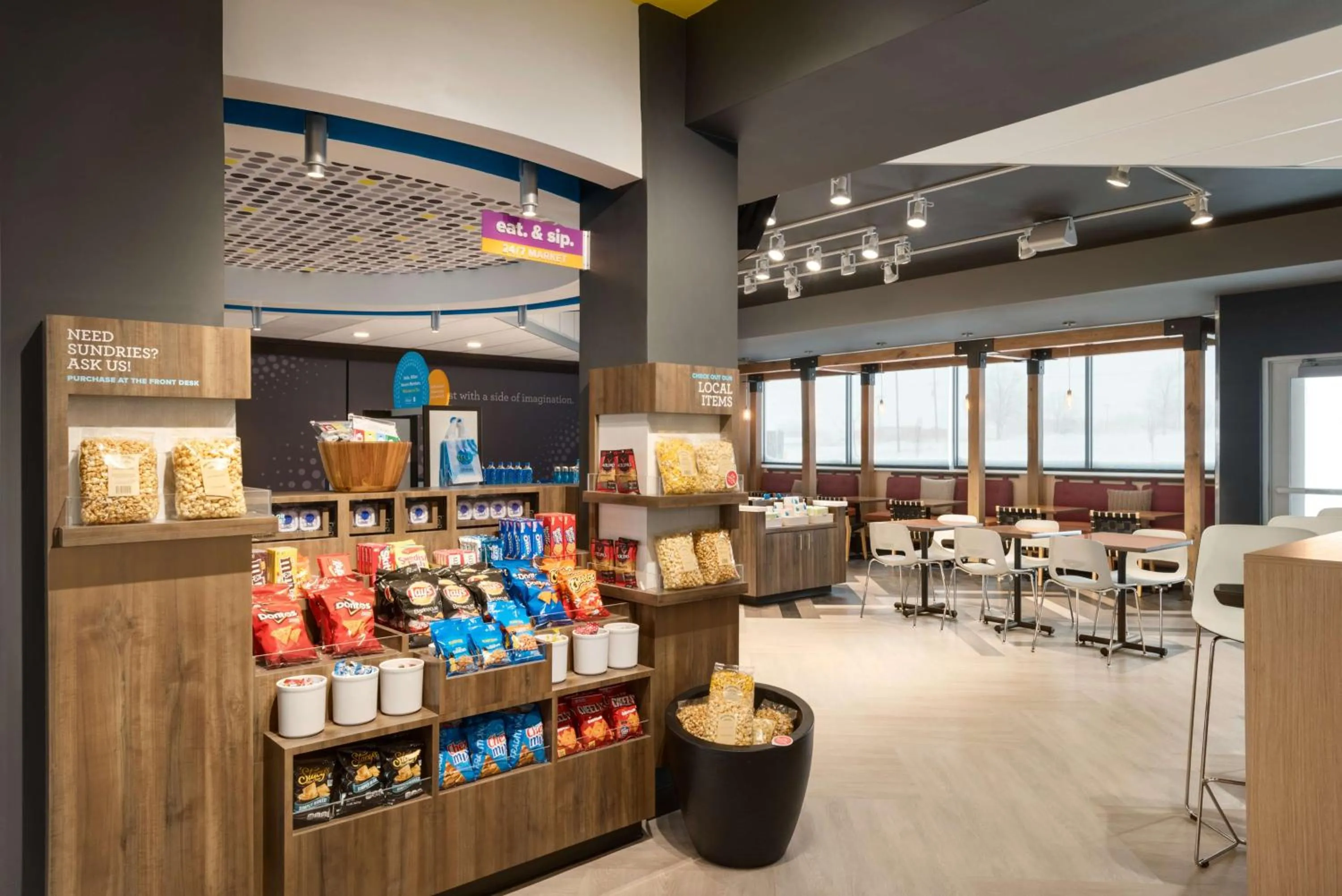 Restaurant/places to eat in Tru By Hilton Cedar Rapids Westdale