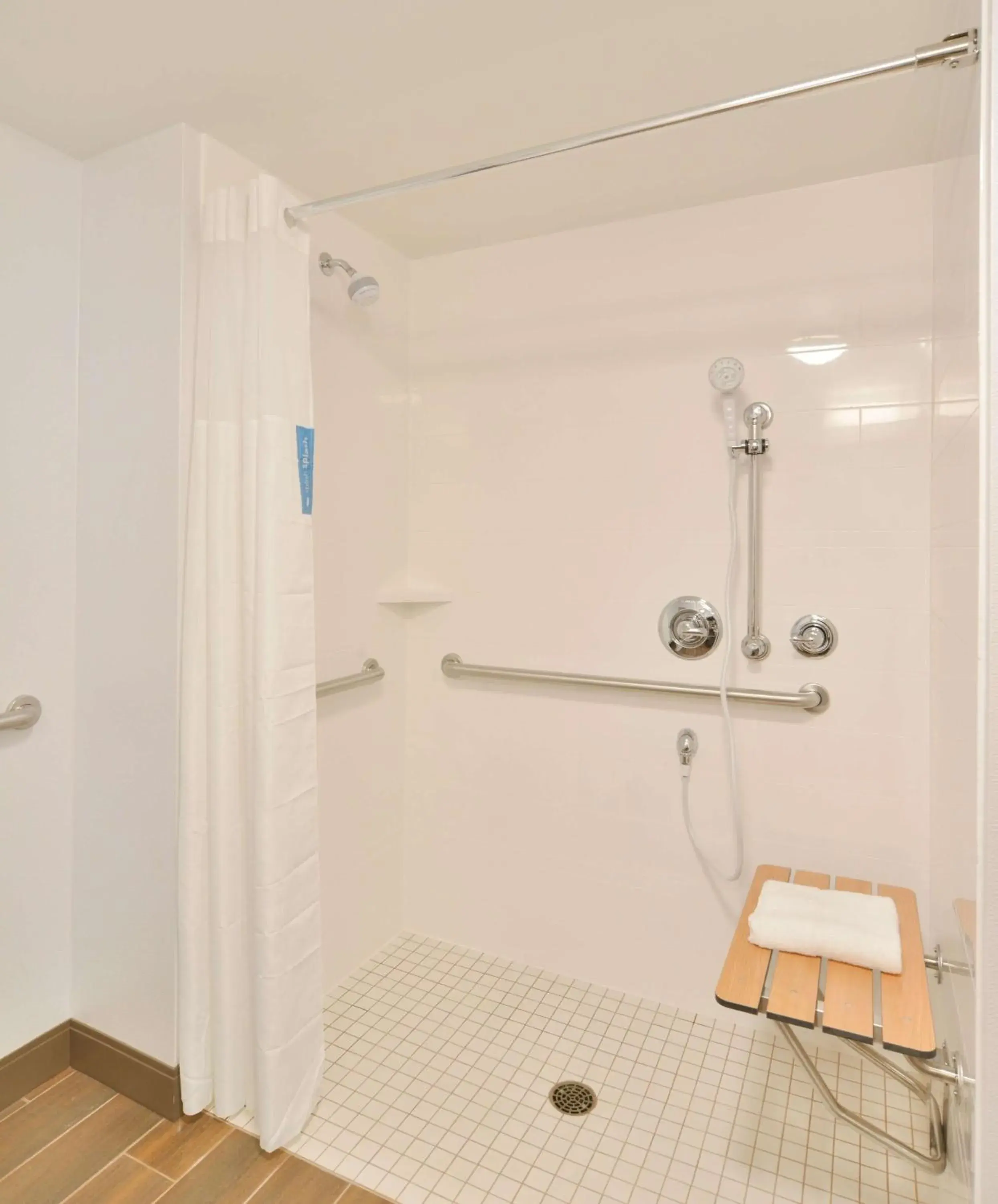 King Studio - Mobility Accessible with Roll-In Shower in Hampton Inn & Suites Menomonie-UW Stout King Studio - Mobility Accessible with Roll-In Shower in Hampton Inn & Suites Menomonie-UW Stout