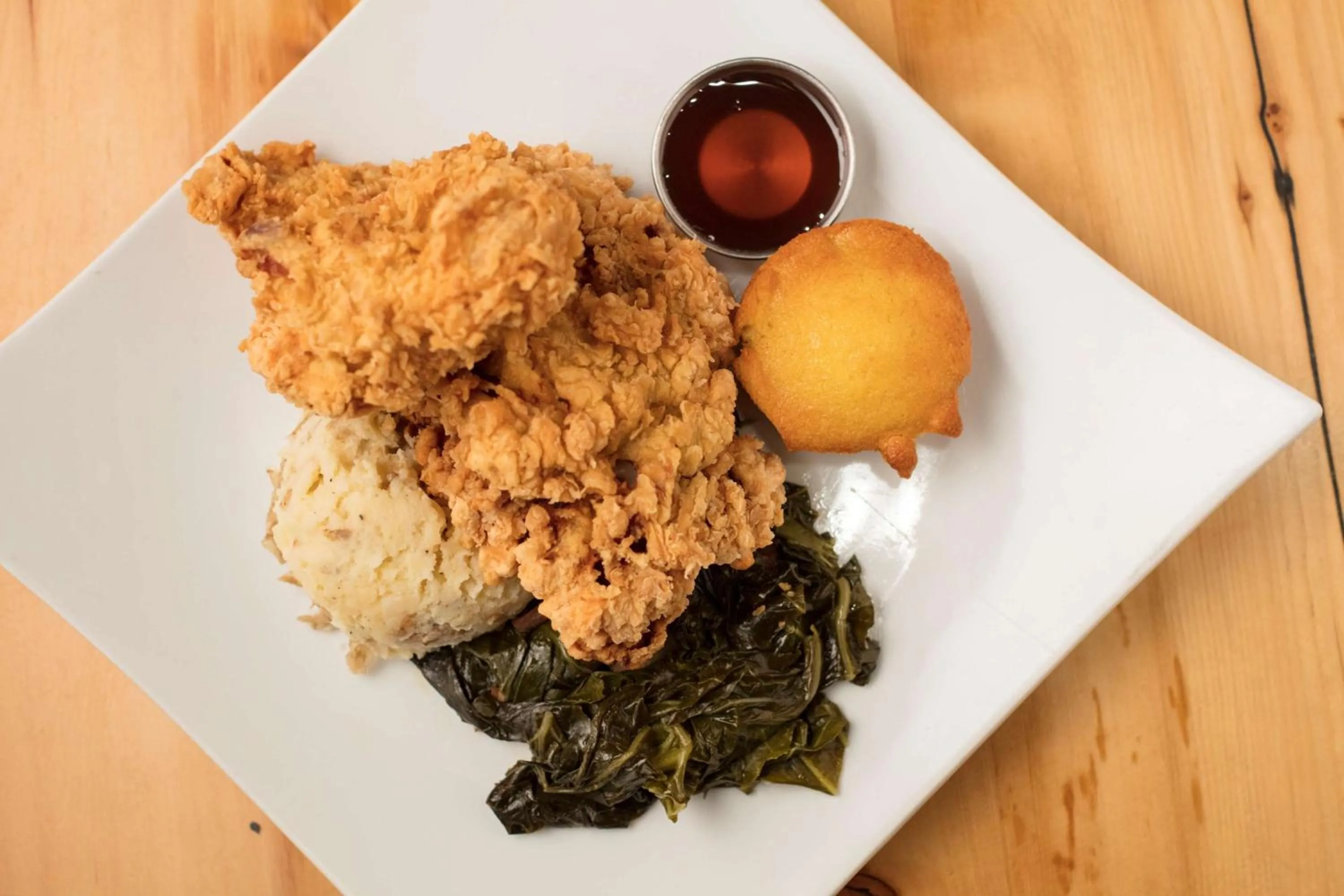 Restaurant/places to eat in Tailwater Lodge Altmar, Tapestry Collection By Hilton