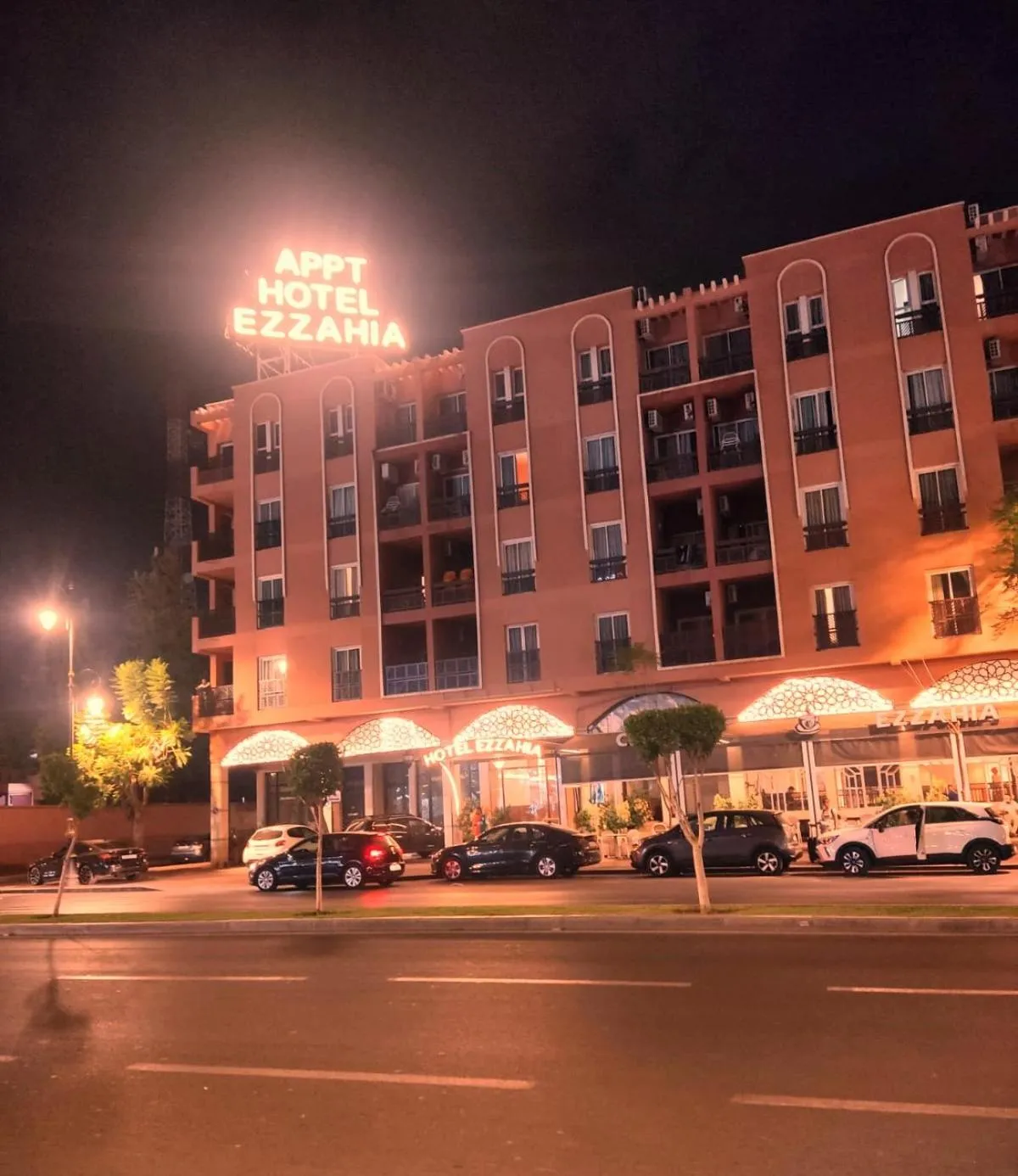 Hotel EZZAHIA by HMS