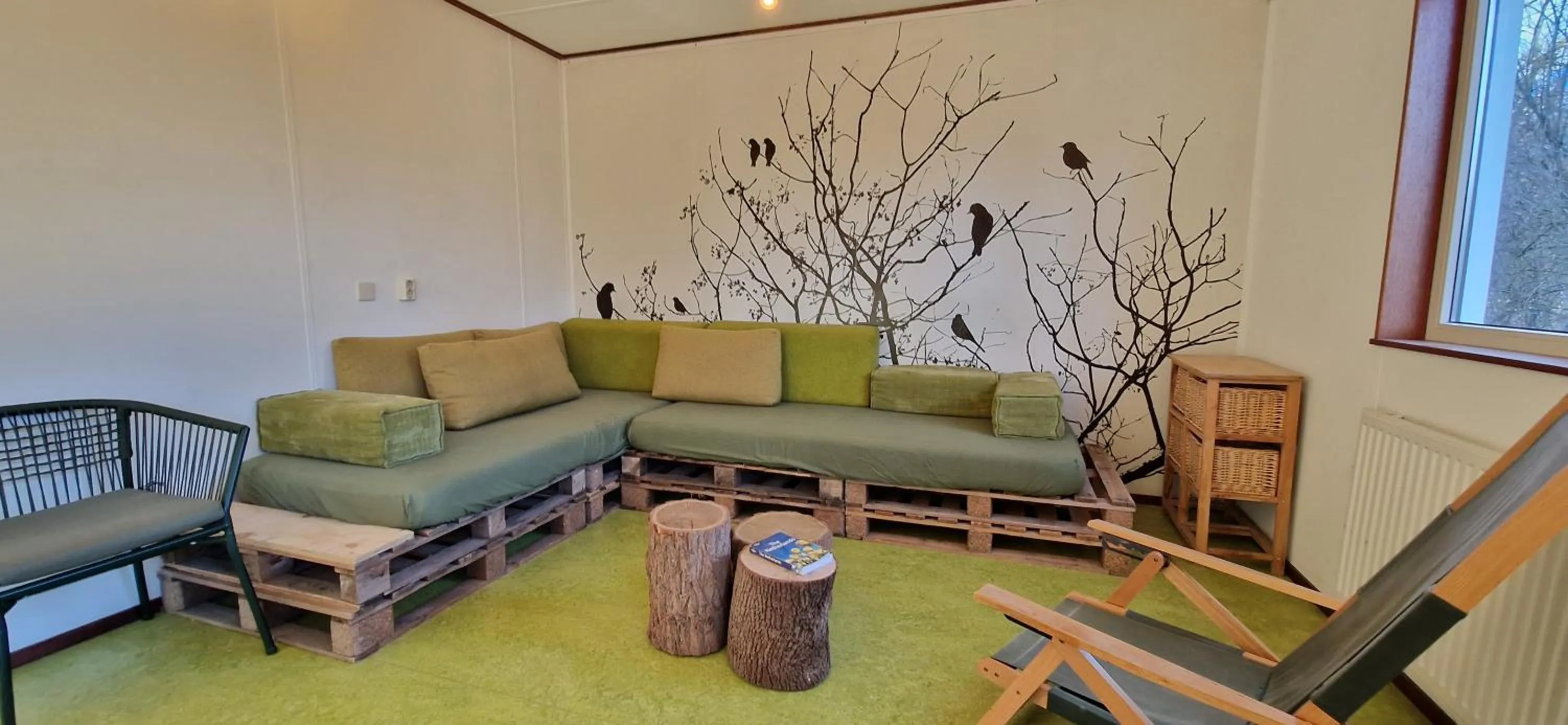 Living room in Amsterdam Farm Lodge