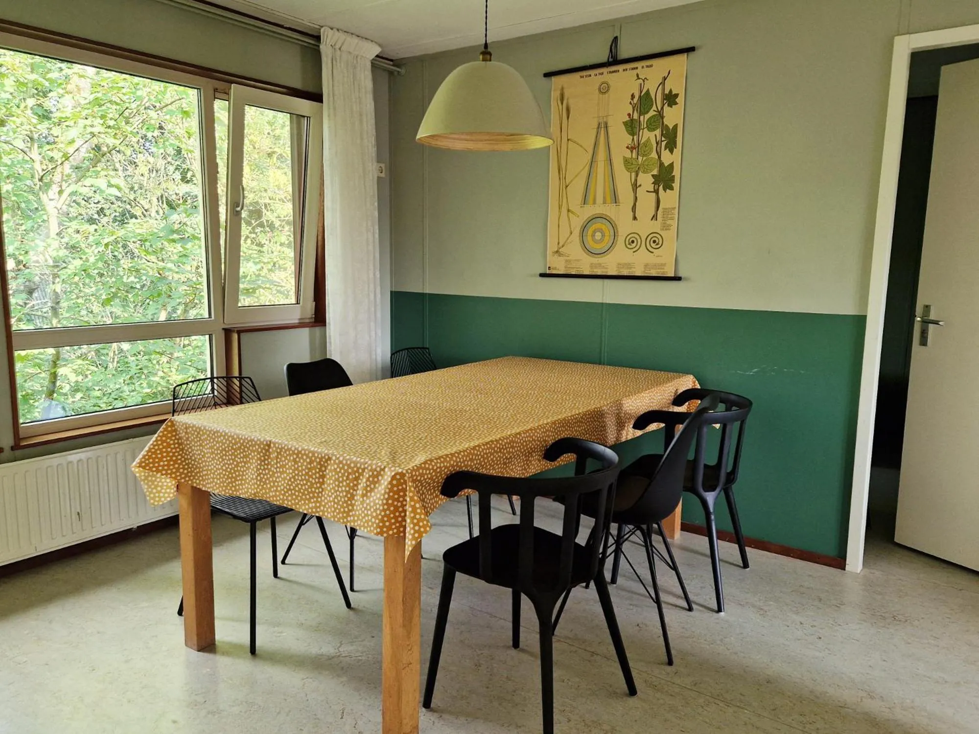 Dining area in Amsterdam Farm Lodge