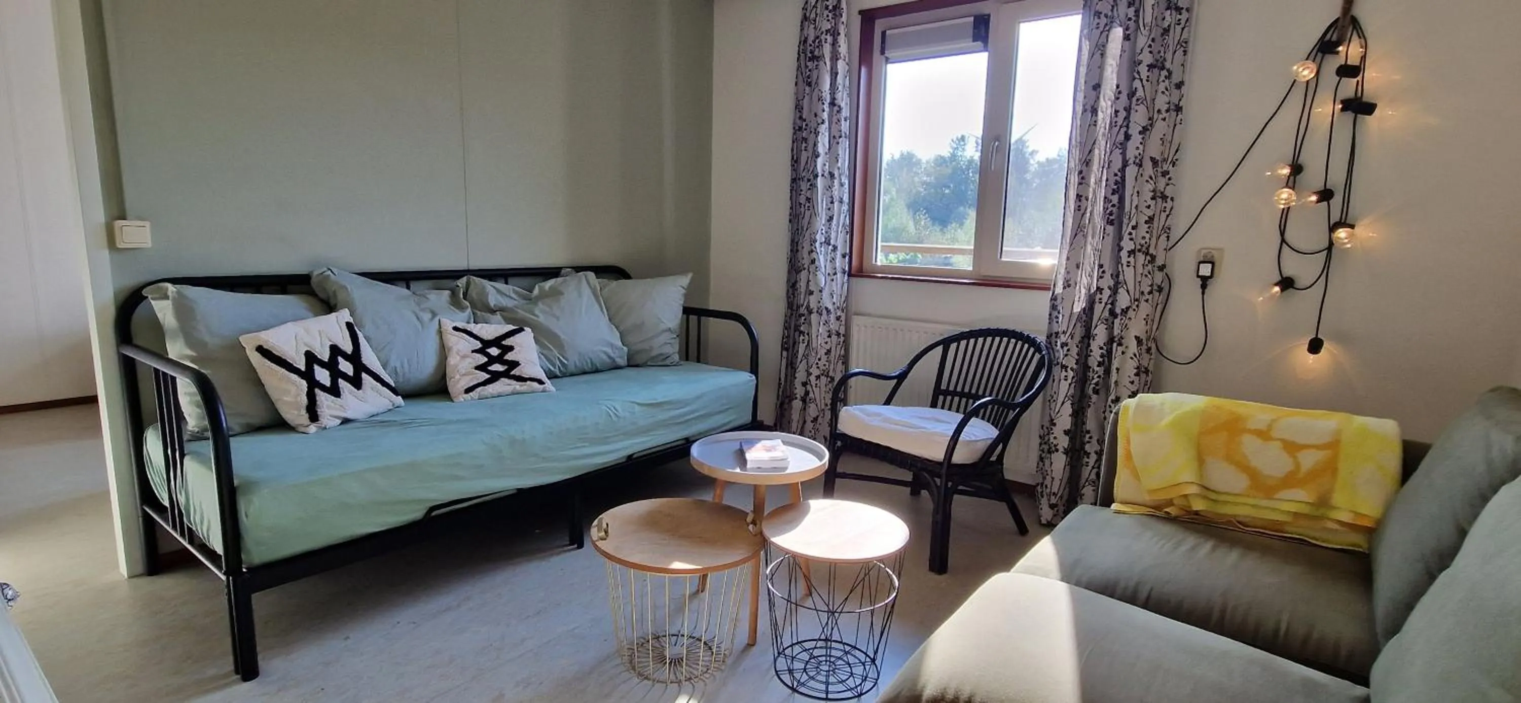 Living room in Amsterdam Farm Lodge